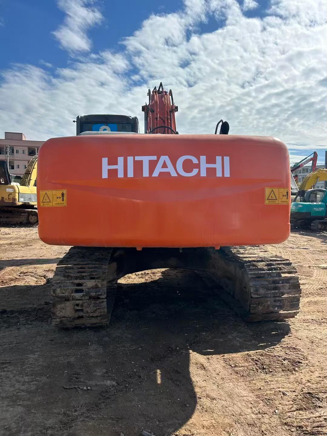 Buy Hitachi EX200-3 Used Excavator / 9