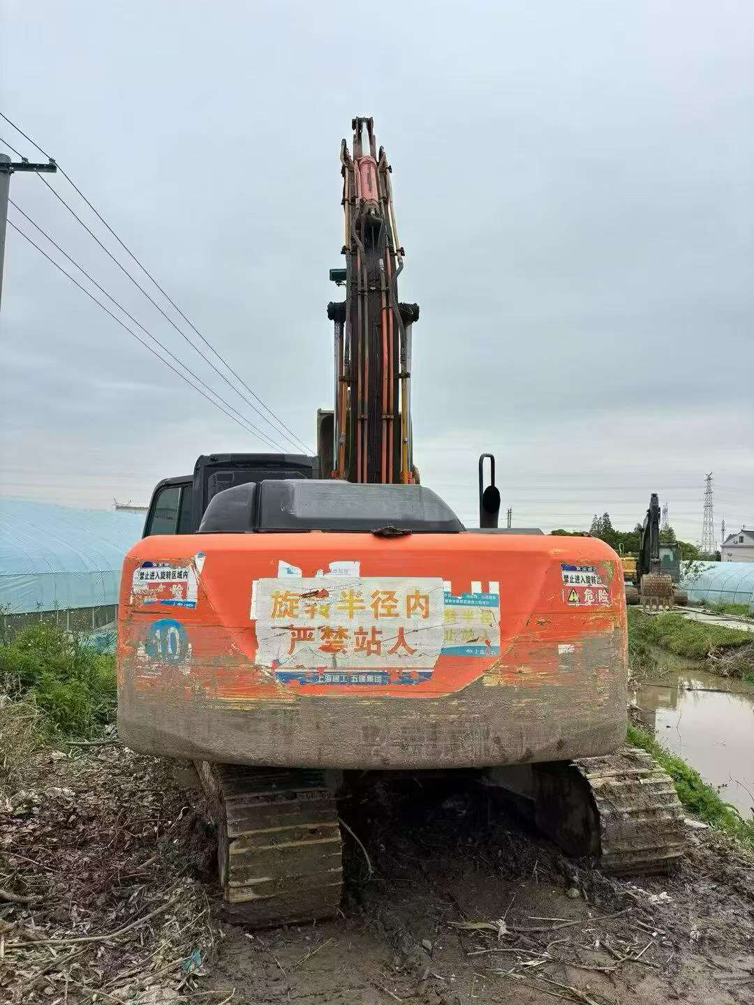 Buy Hitachi ZH200-5A Used Excavator / 4