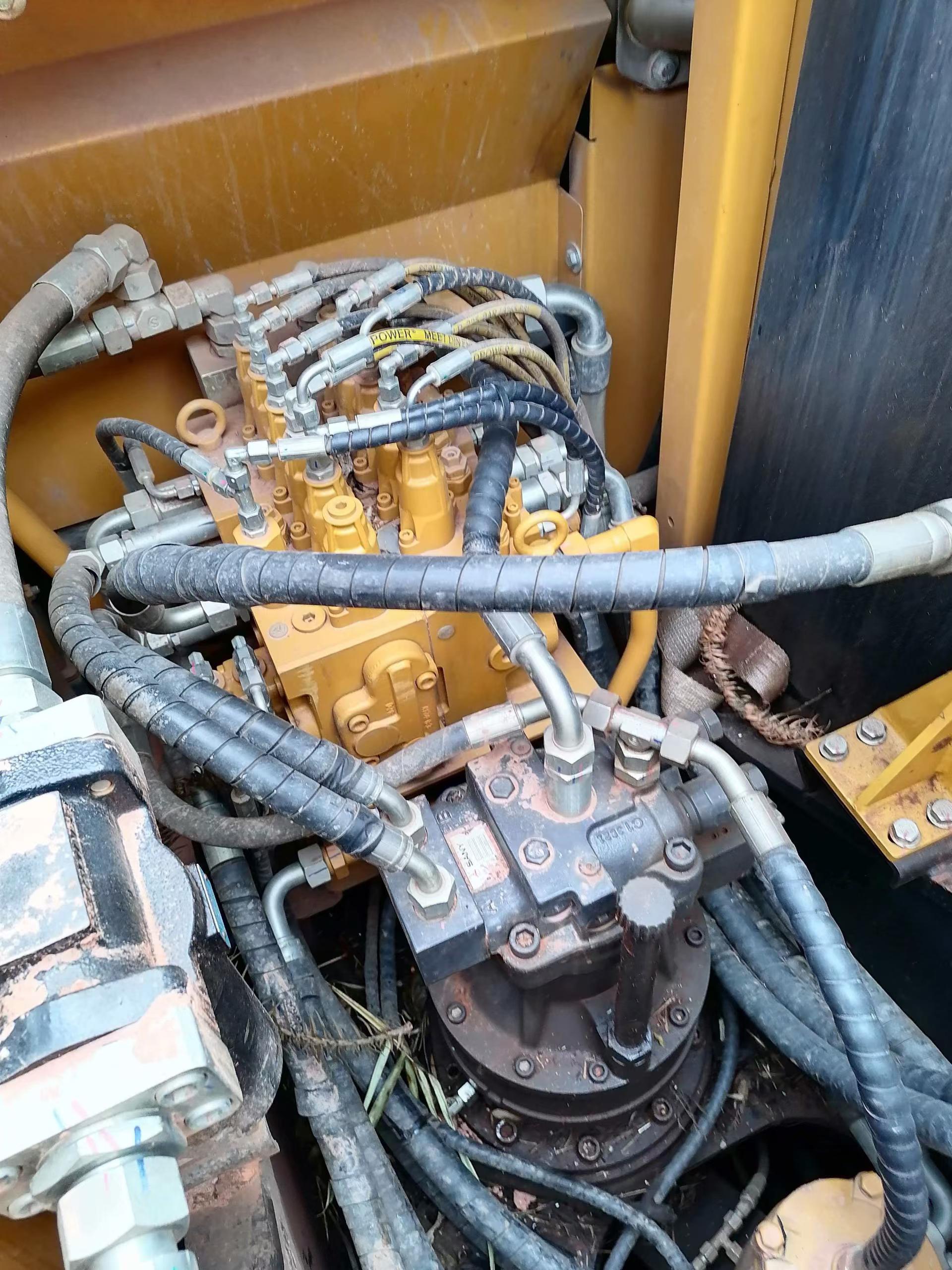 Buy Sany SY135 Used Excavator / 4