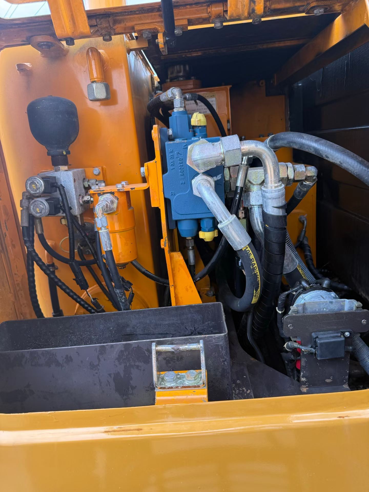 Buy Sany SY60 Used Excavator / 5
