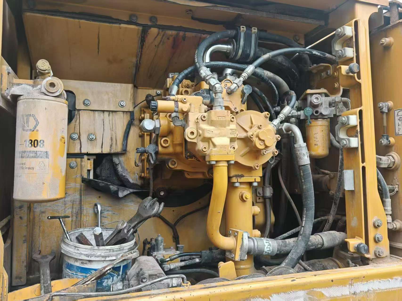Buy Caterpillar 349E Used Excavator / 3