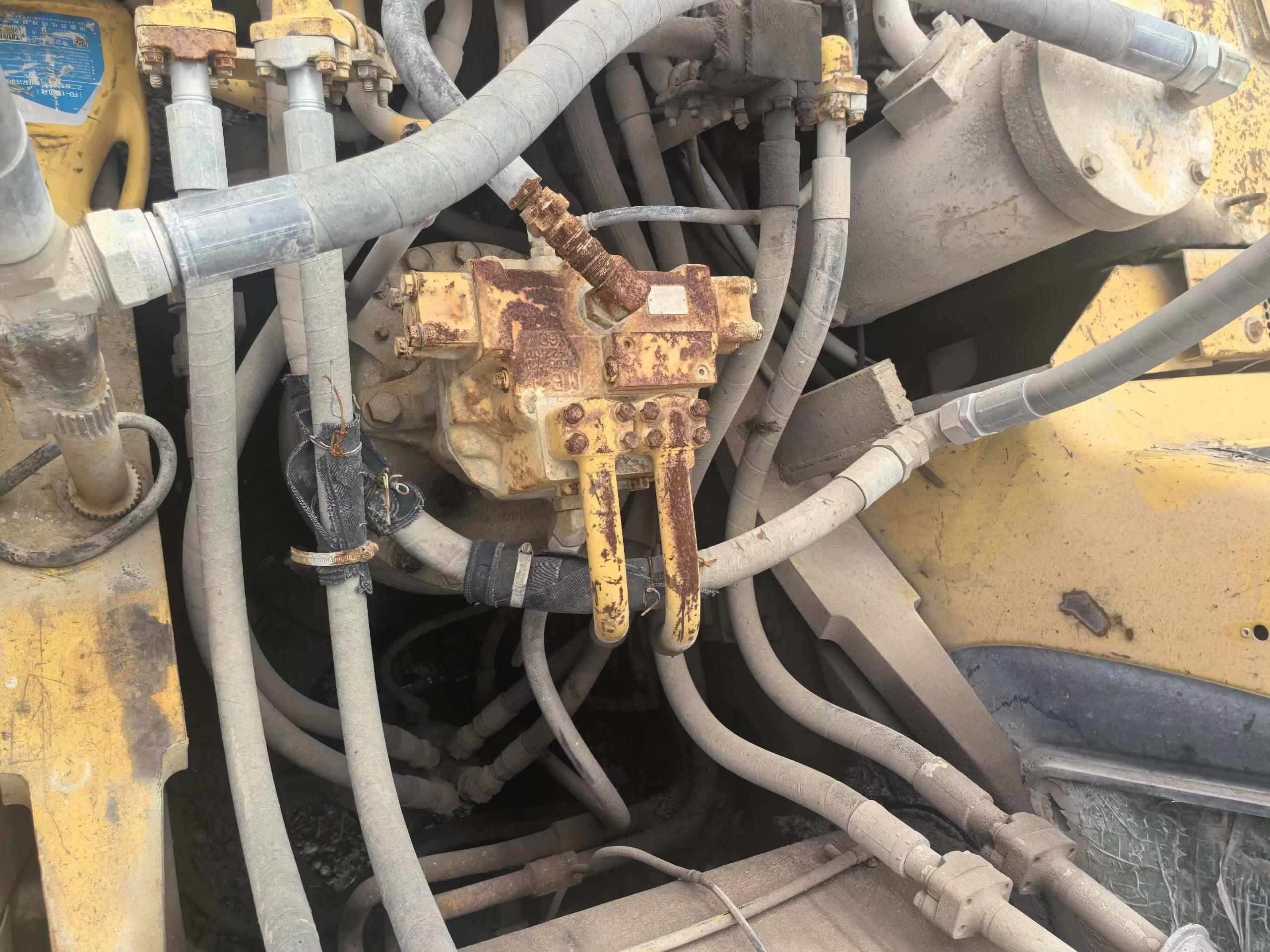 Buy Komatsu PC450-6 Used Excavator / 9