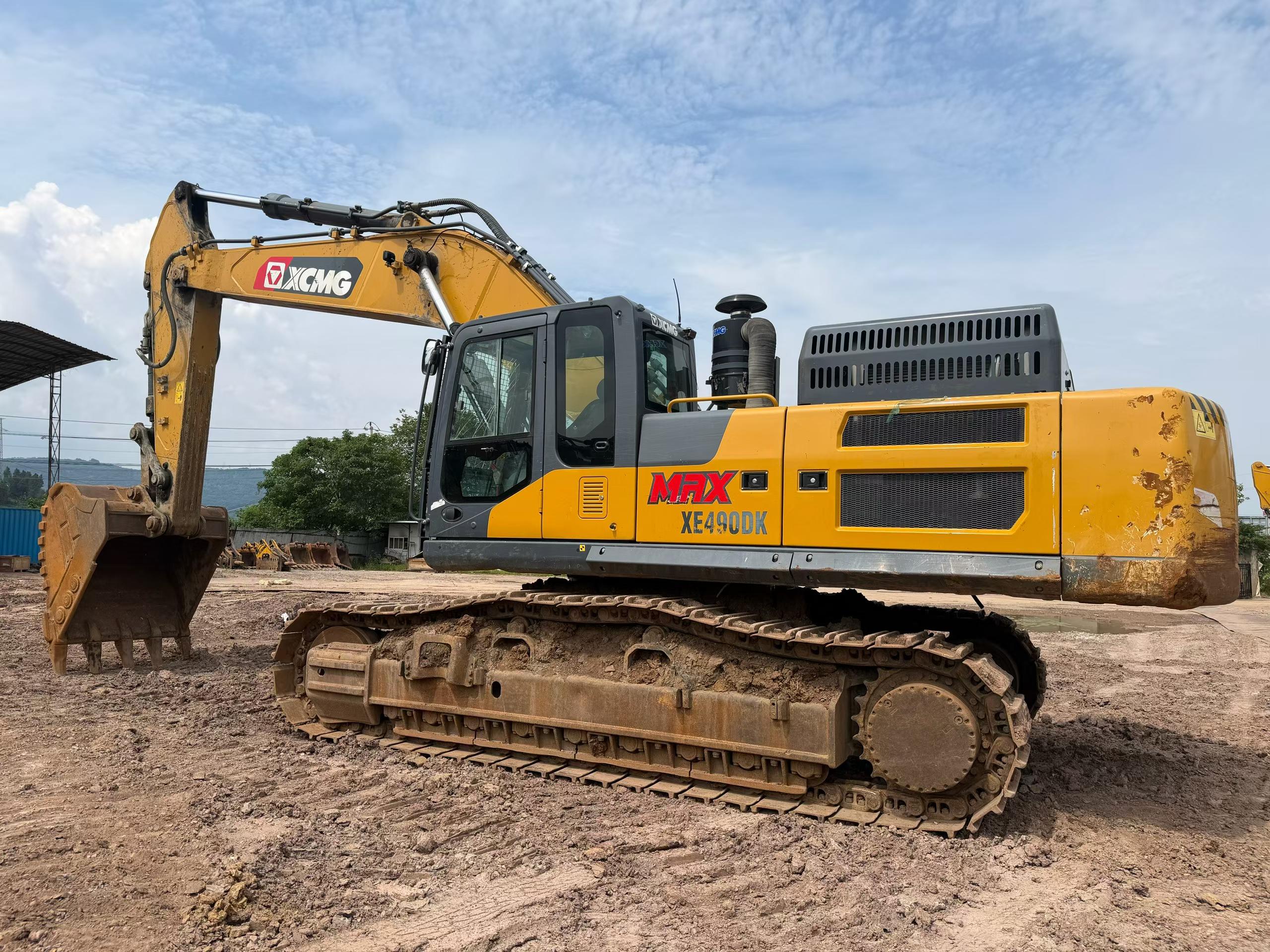 Buy XCMG XE490DK Used Excavator / 3