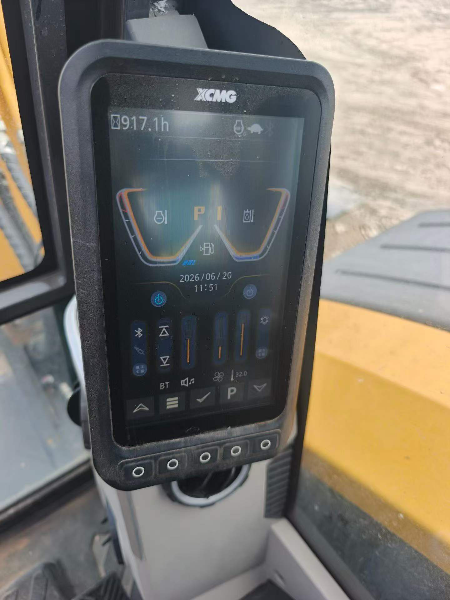 Buy XCMG XE60 Used Excavator / 5