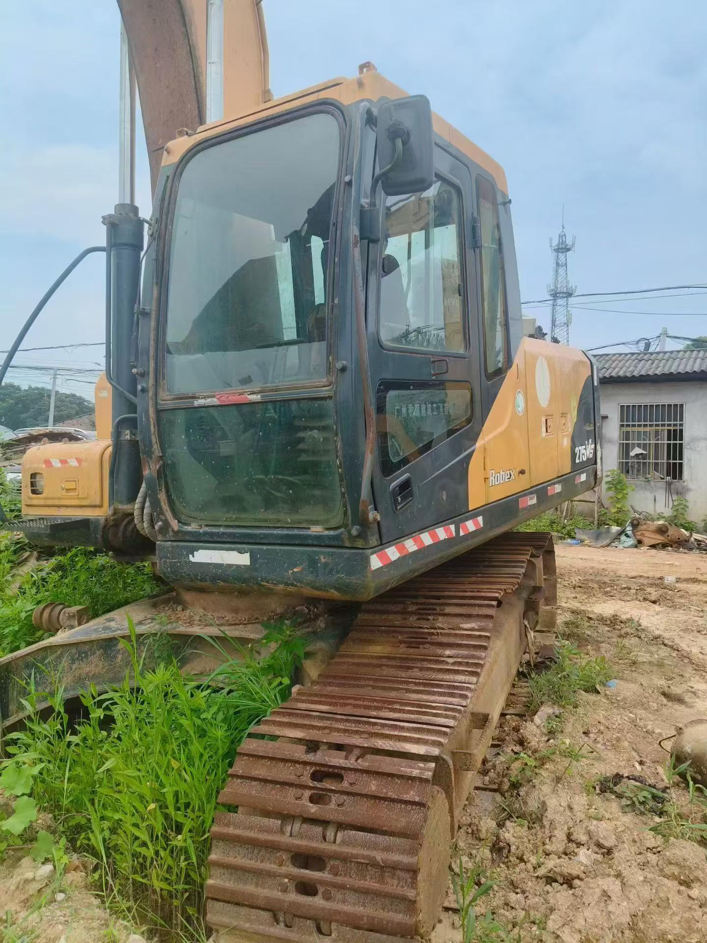Buy Hyundai R215VS Used Excavator / 8