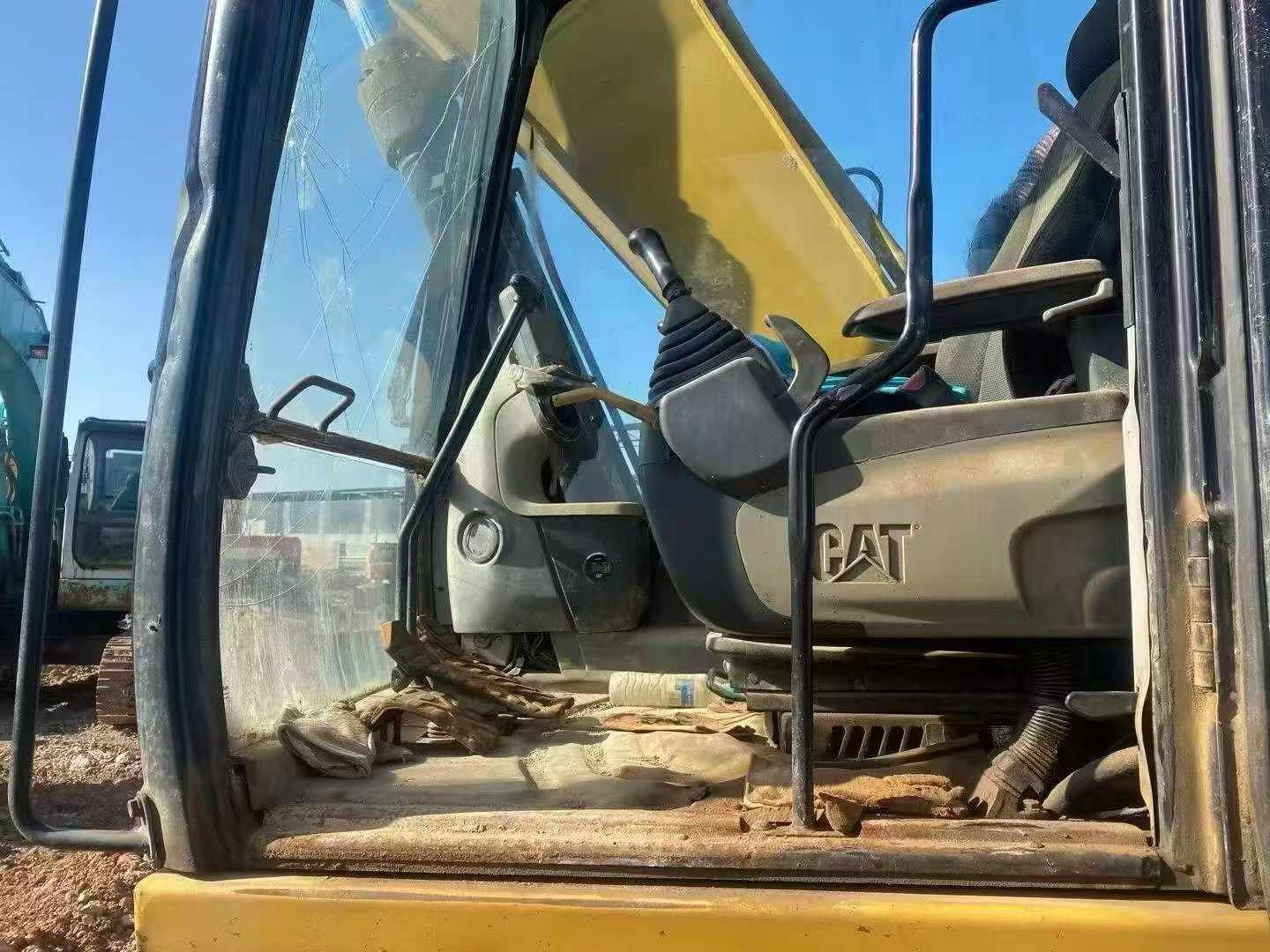 Buy Caterpillar 324D Used Excavator / 9