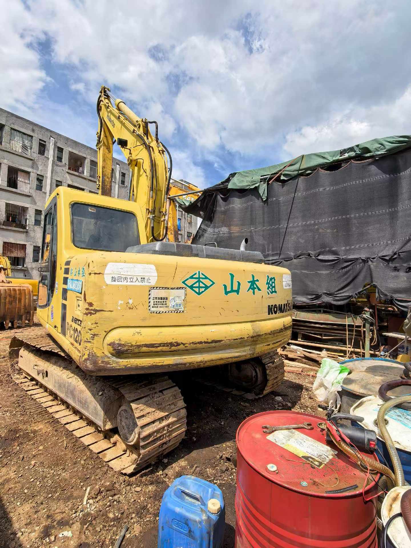 Buy Komatsu PC120-6 Used Excavator / 2