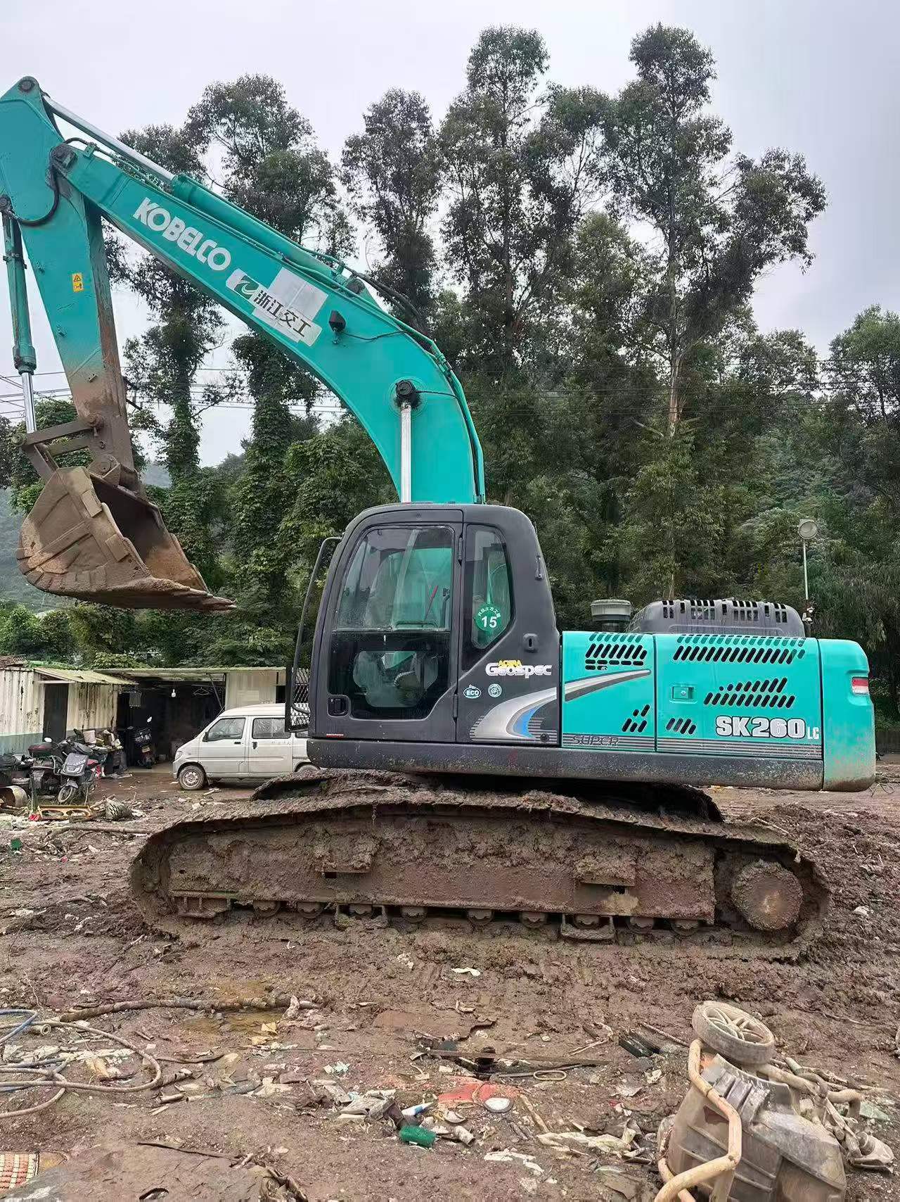 Buy Kobelco SK260 Used Excavator / 5