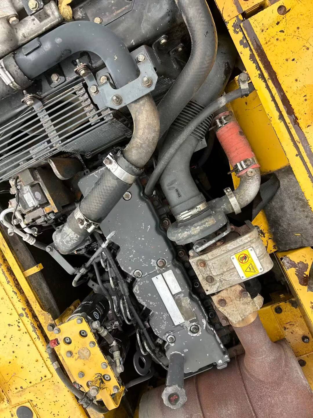 Buy Komatsu PC200-8 Used Excavator / 8