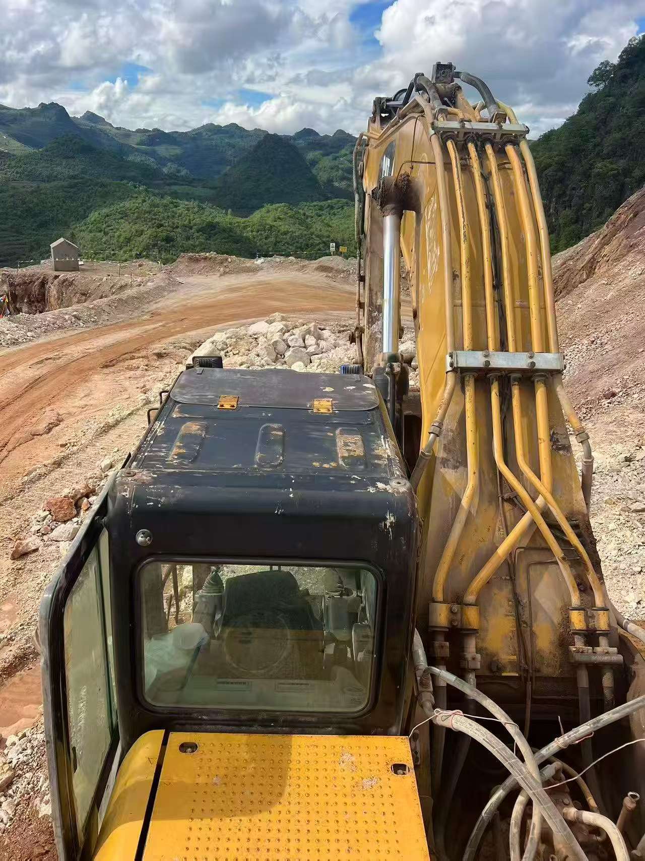 Buy Caterpillar 336E Used Excavator / 4
