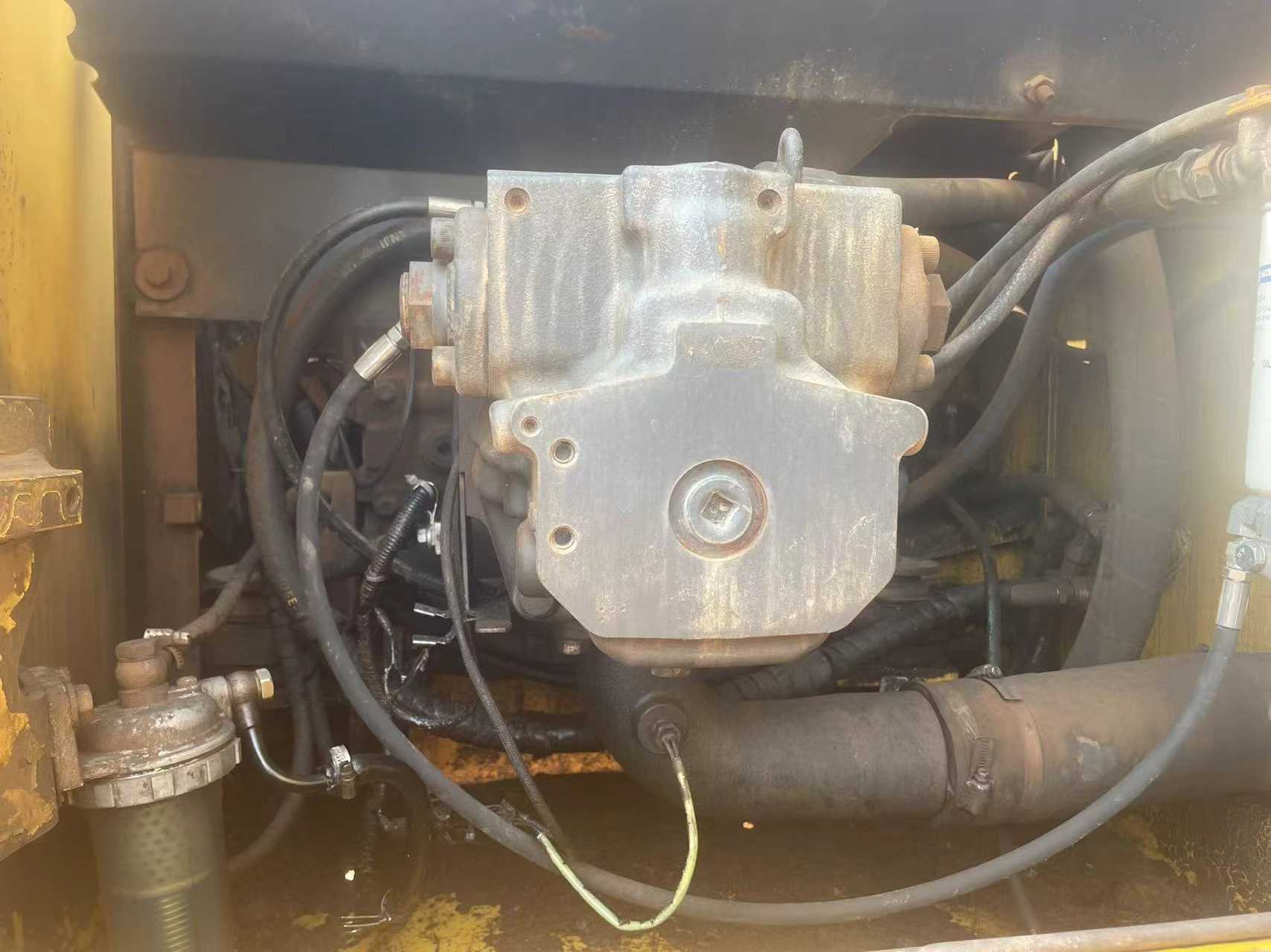 Buy Komatsu PC200-7 Used Excavator / 5