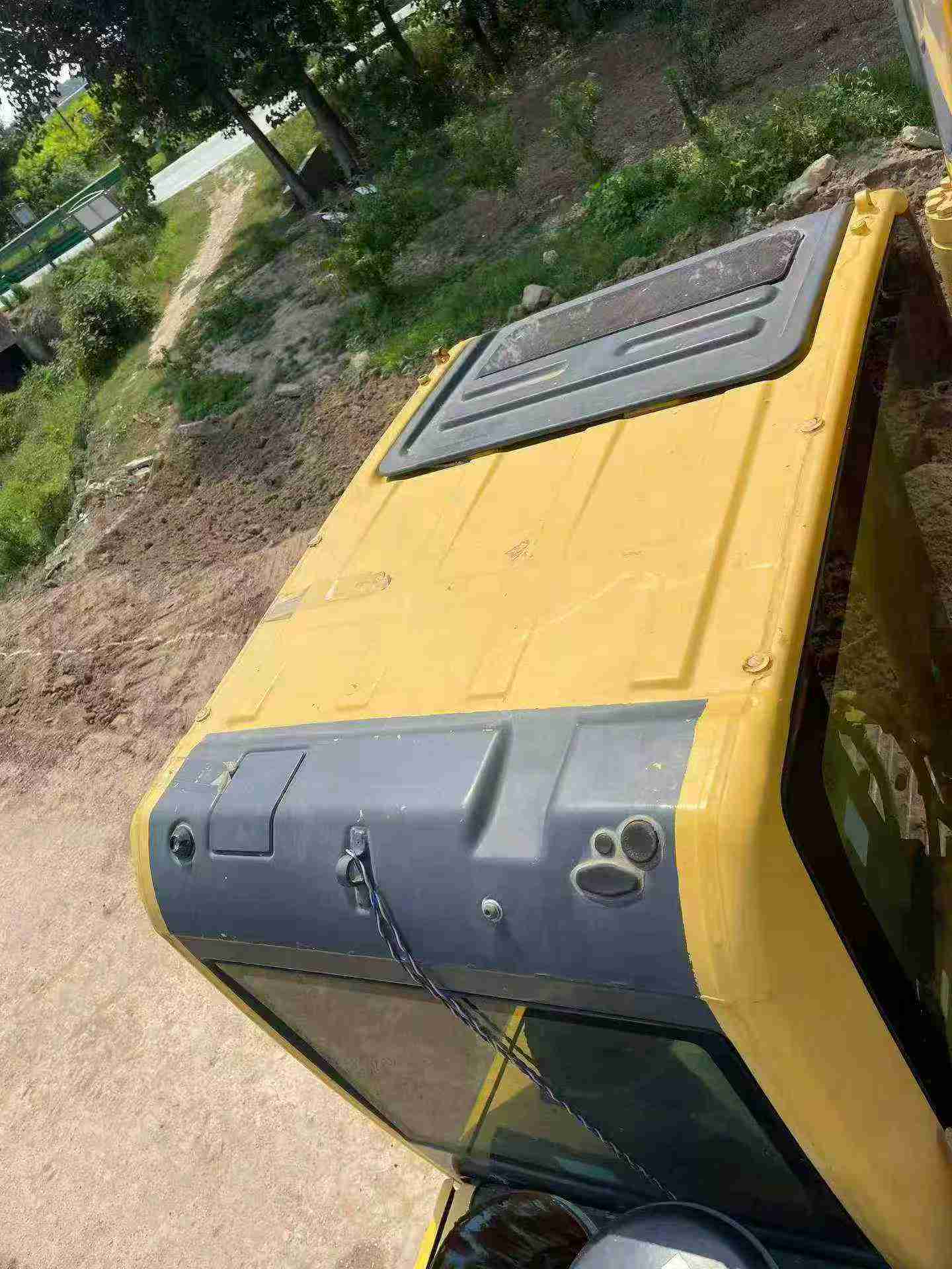 Buy Komatsu PC200 Used Excavator / 2