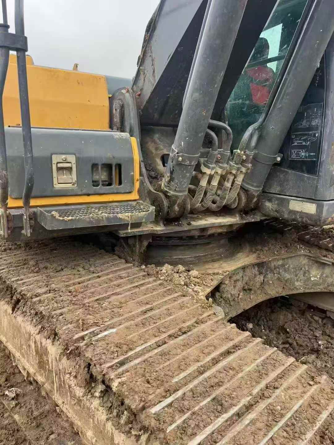 Buy JohnDeere E210 Used Excavator / 9