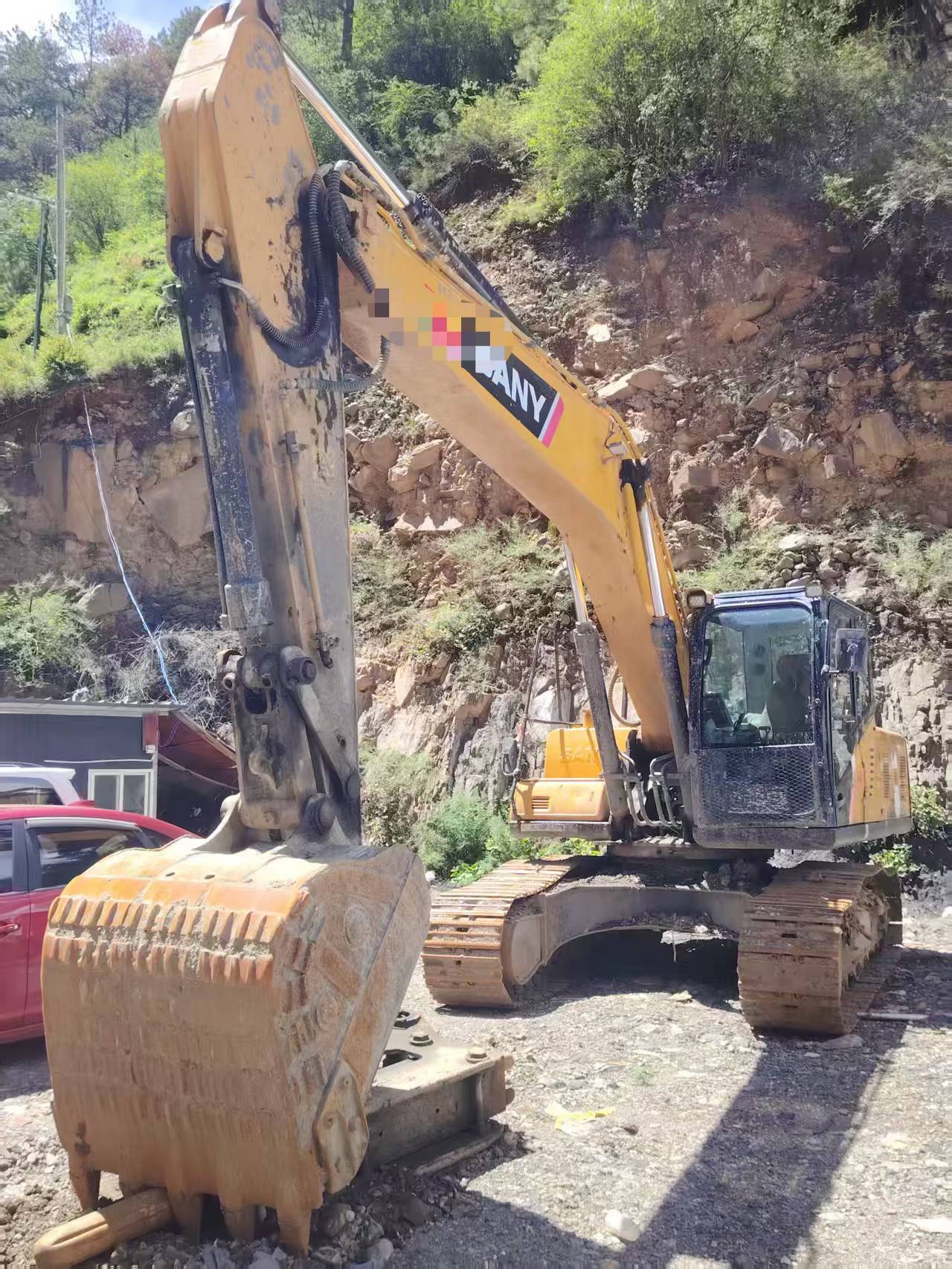 Buy Sany SY200C Used Excavator / 5