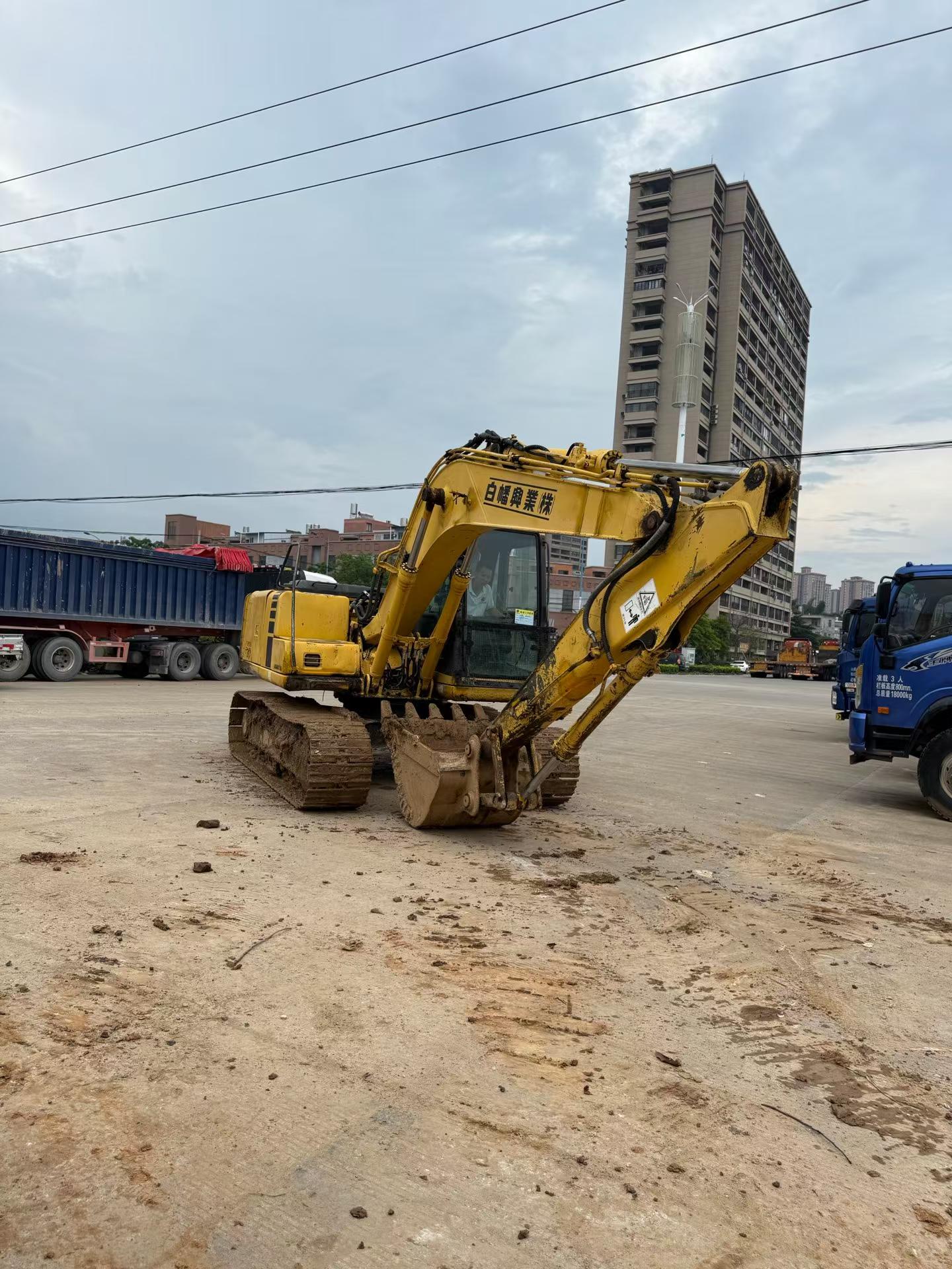 Buy Komatsu PC120-6E Used Excavator / 8