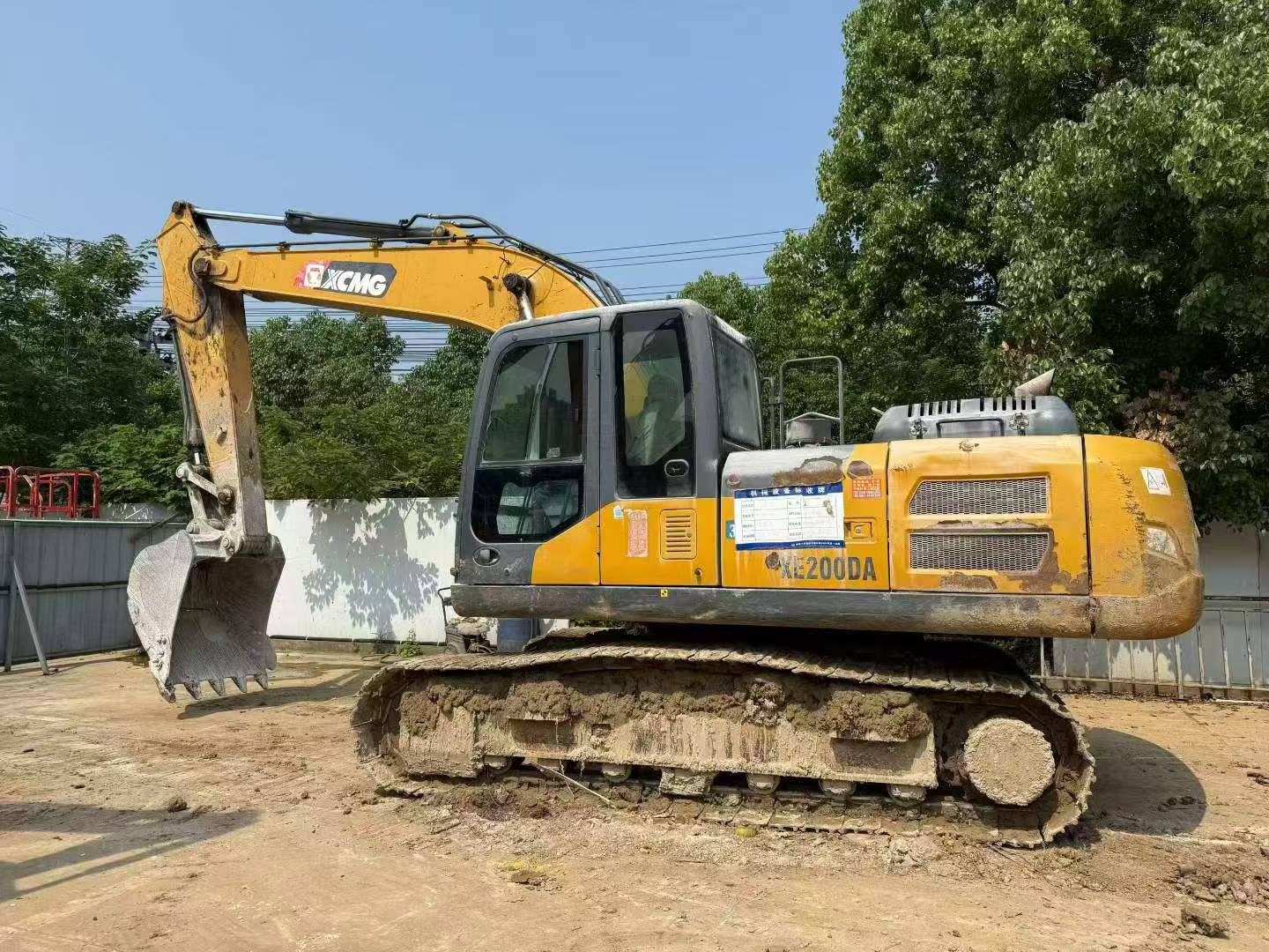 Buy XCMG XE200 Used Excavator / 7