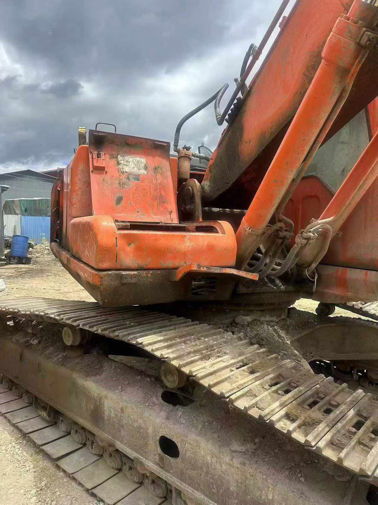 Buy Doosan DH225-7 Used Excavator / 3