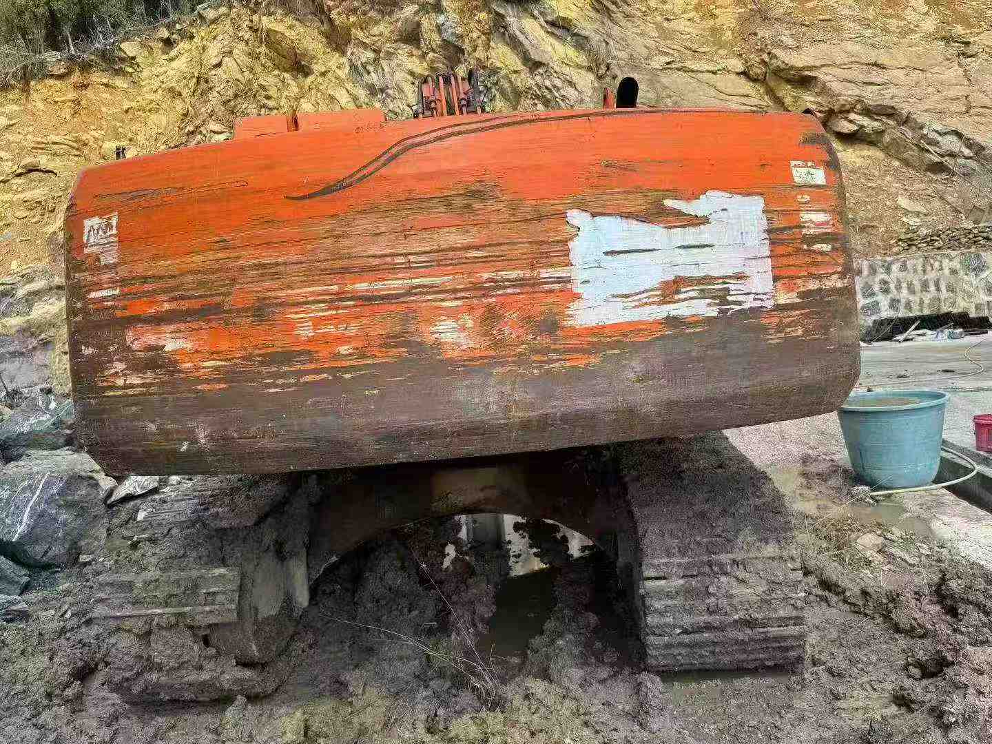 Buy Doosan DH215-7 Used Excavator / 2