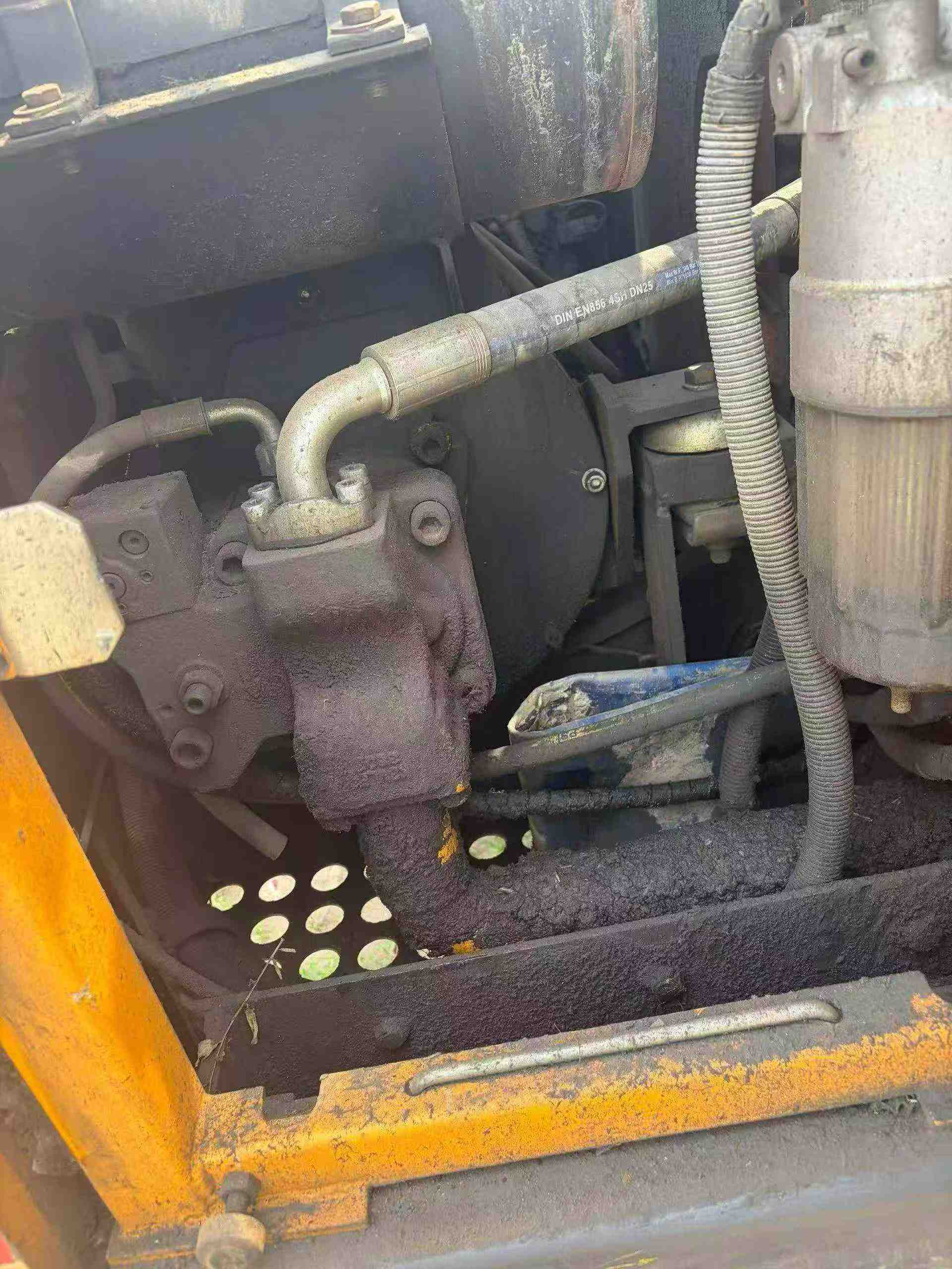 Buy Sany SY75 Used Excavator / 9