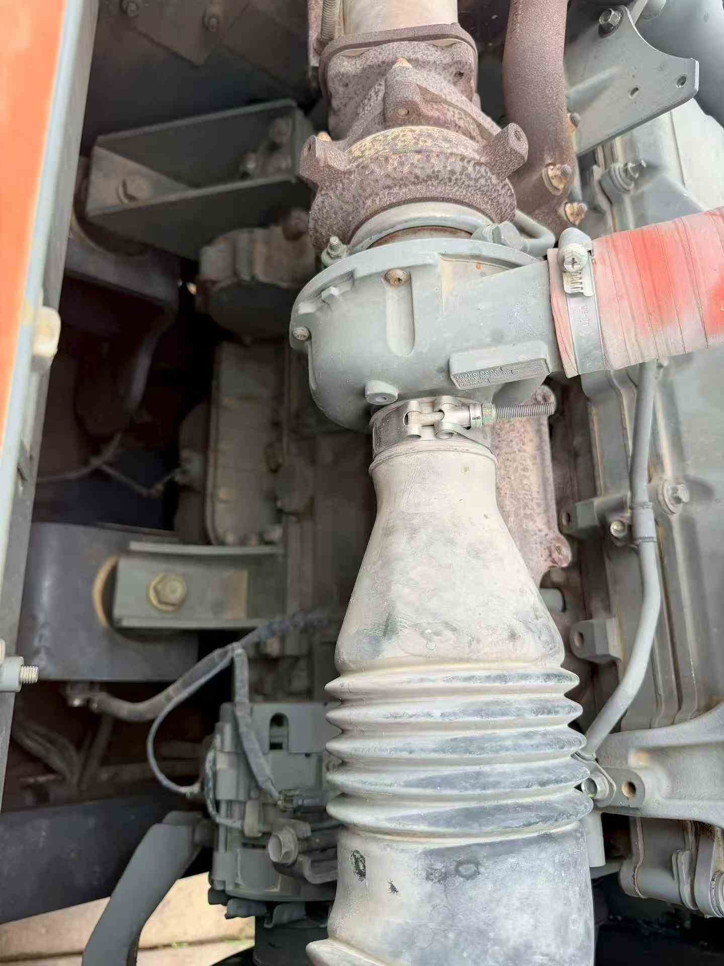 Buy Hitachi ZH200-5A Used Excavator / 5