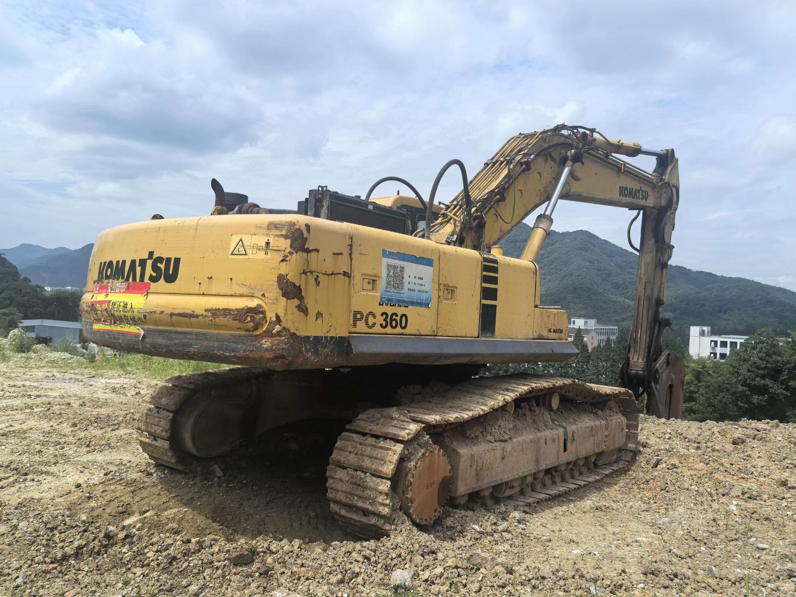 Buy Komatsu PC450-6 Used Excavator / 2
