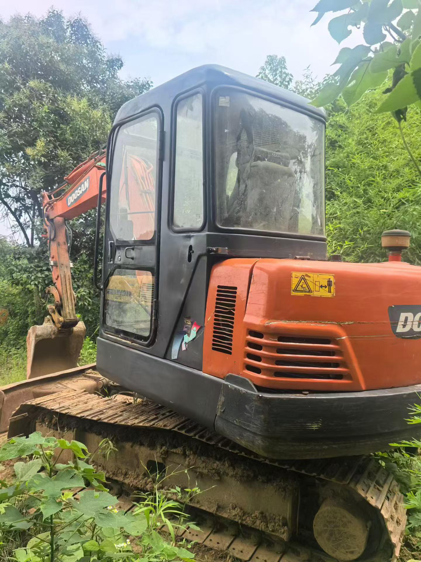 Buy Doosan DH55 Used Excavator / 3