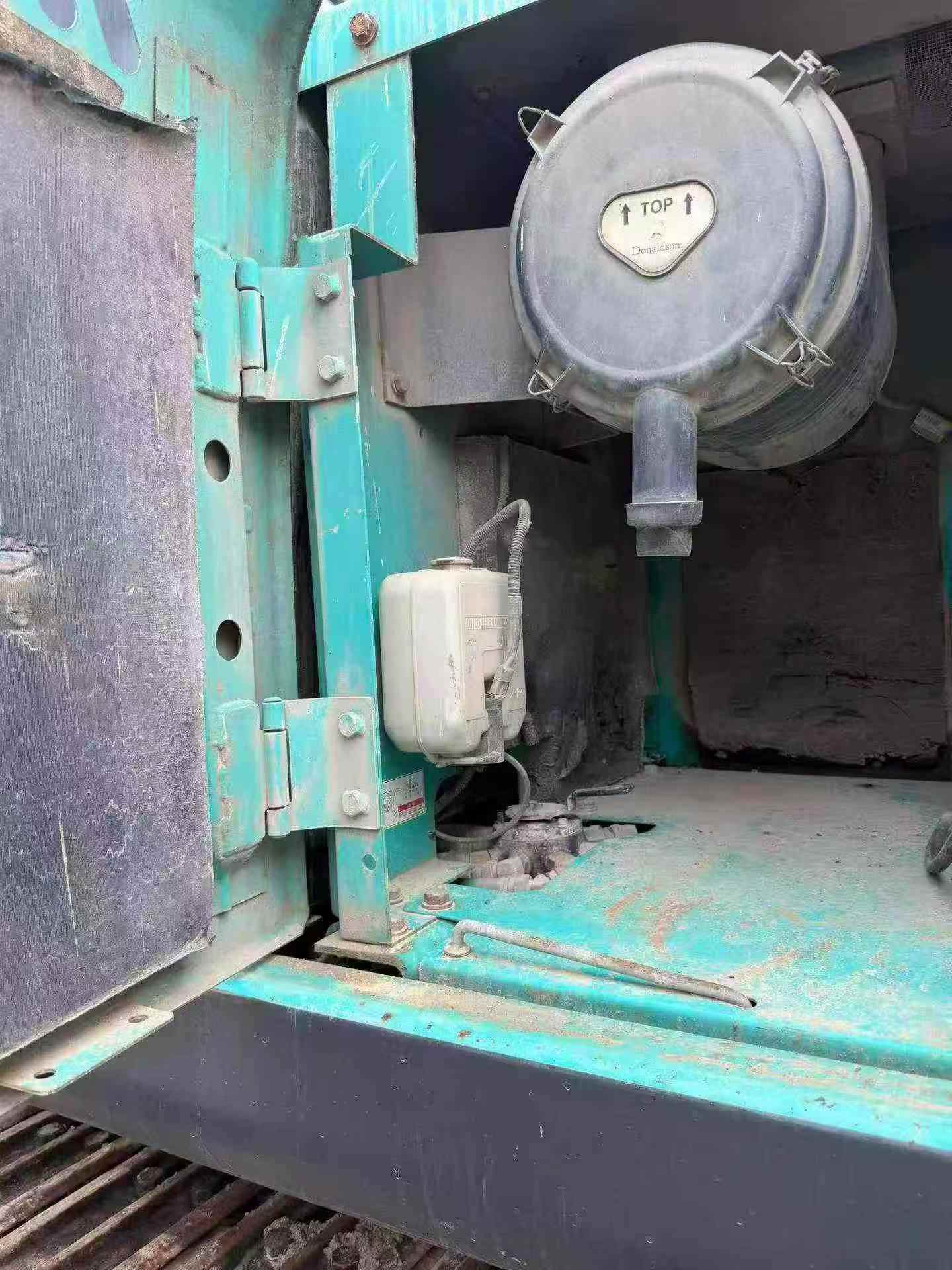 Buy Kobelco SK200-2 Used Excavator / 9