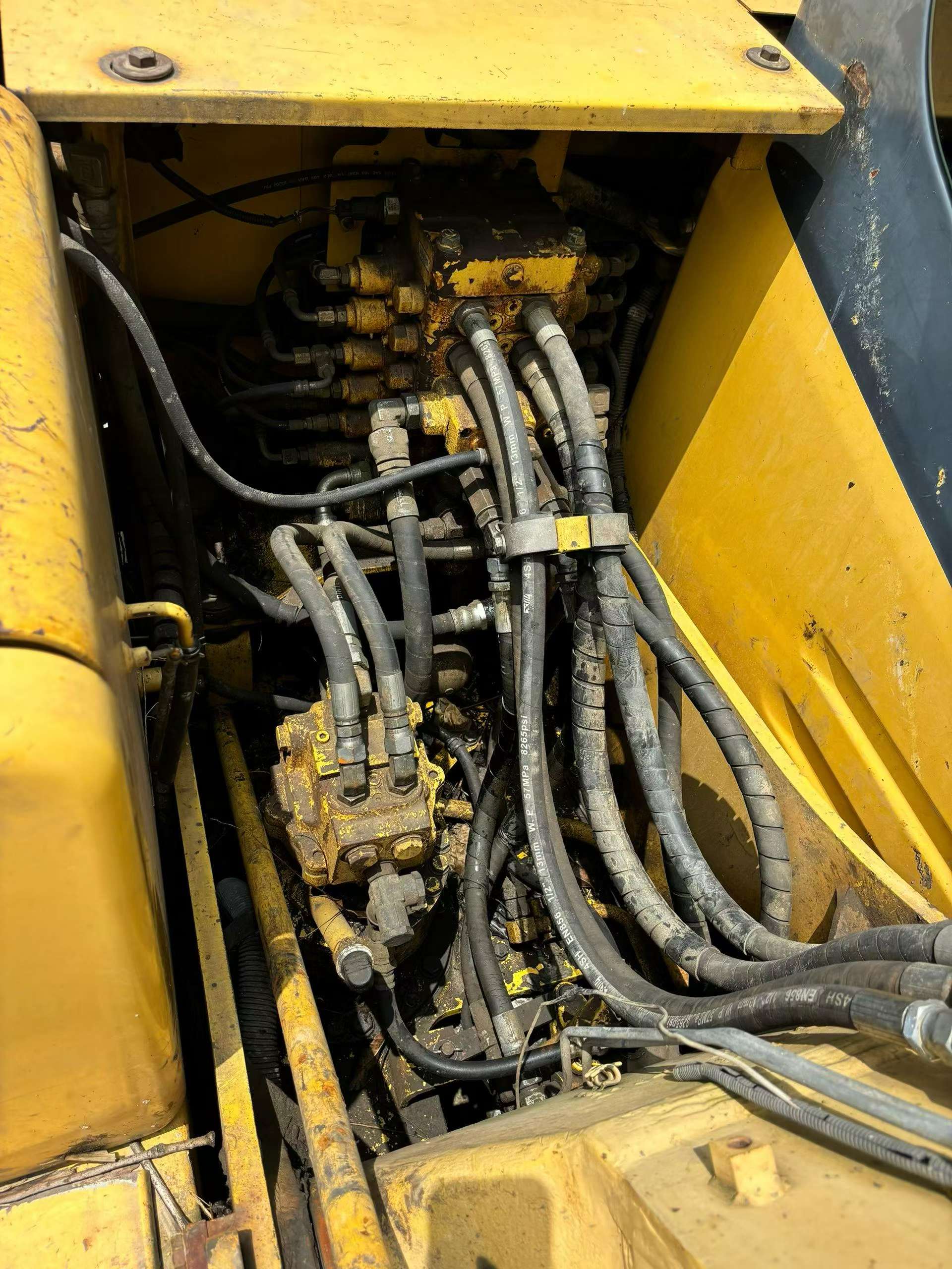 Buy Komatsu PC110-7 Used Excavator / 5
