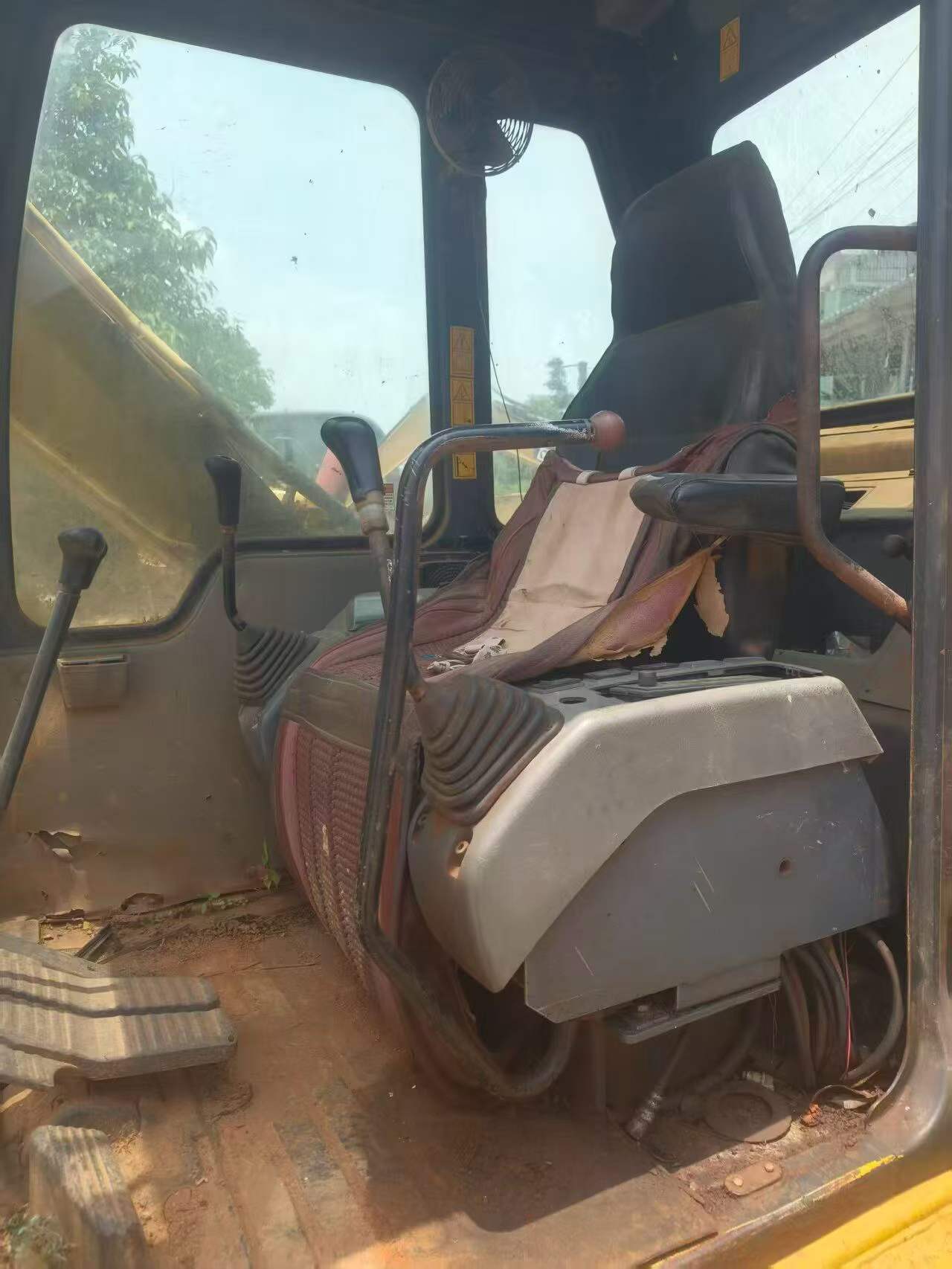 Buy Komatsu PC60 Used Excavator / 6
