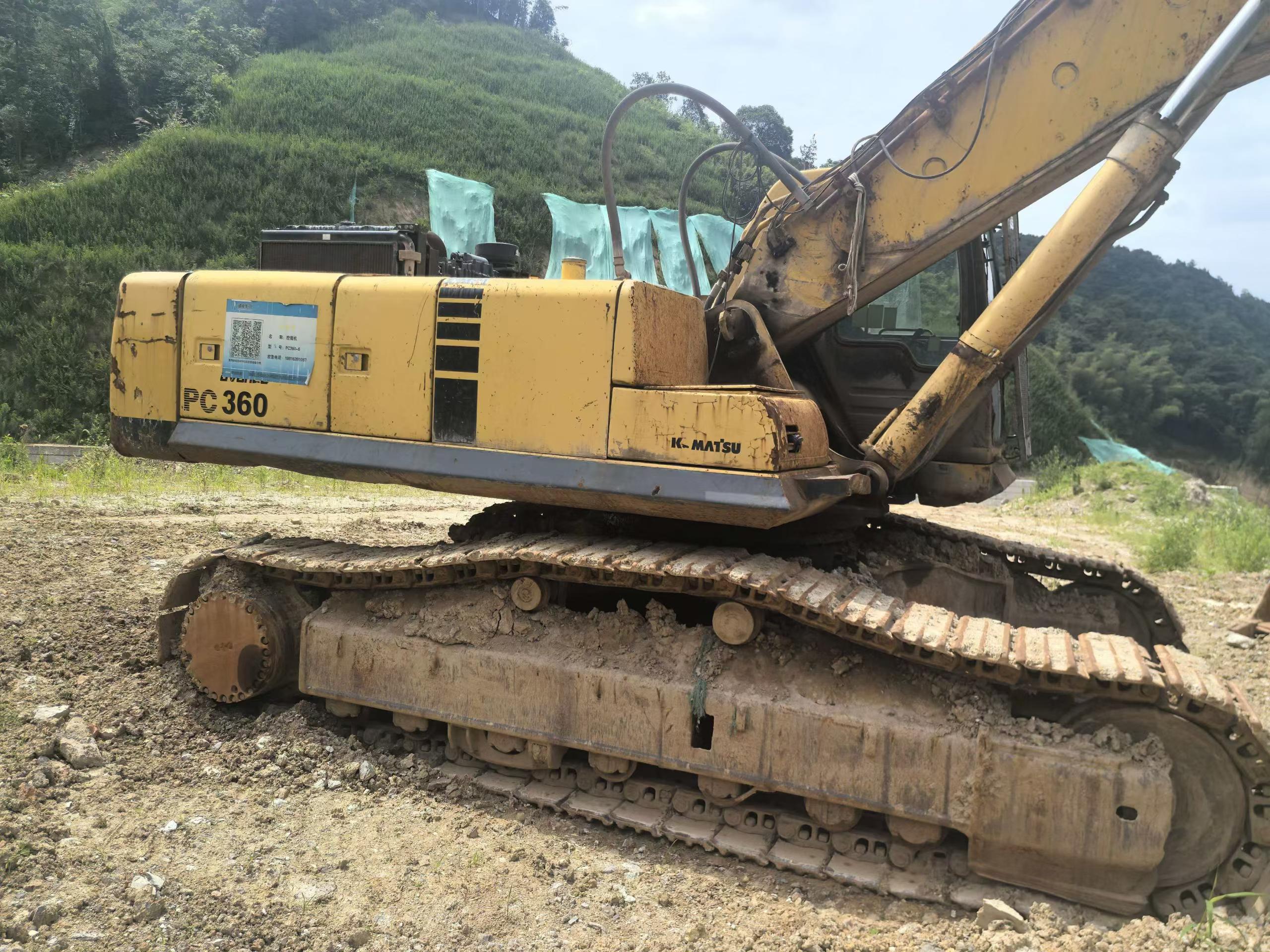 Buy Komatsu PC450-6 Used Excavator / 3