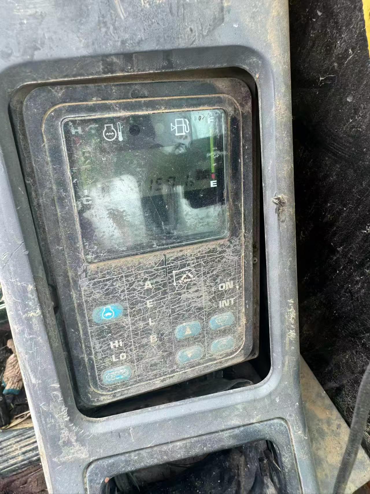 Buy Komatsu PC130-7 Used Excavator / 4