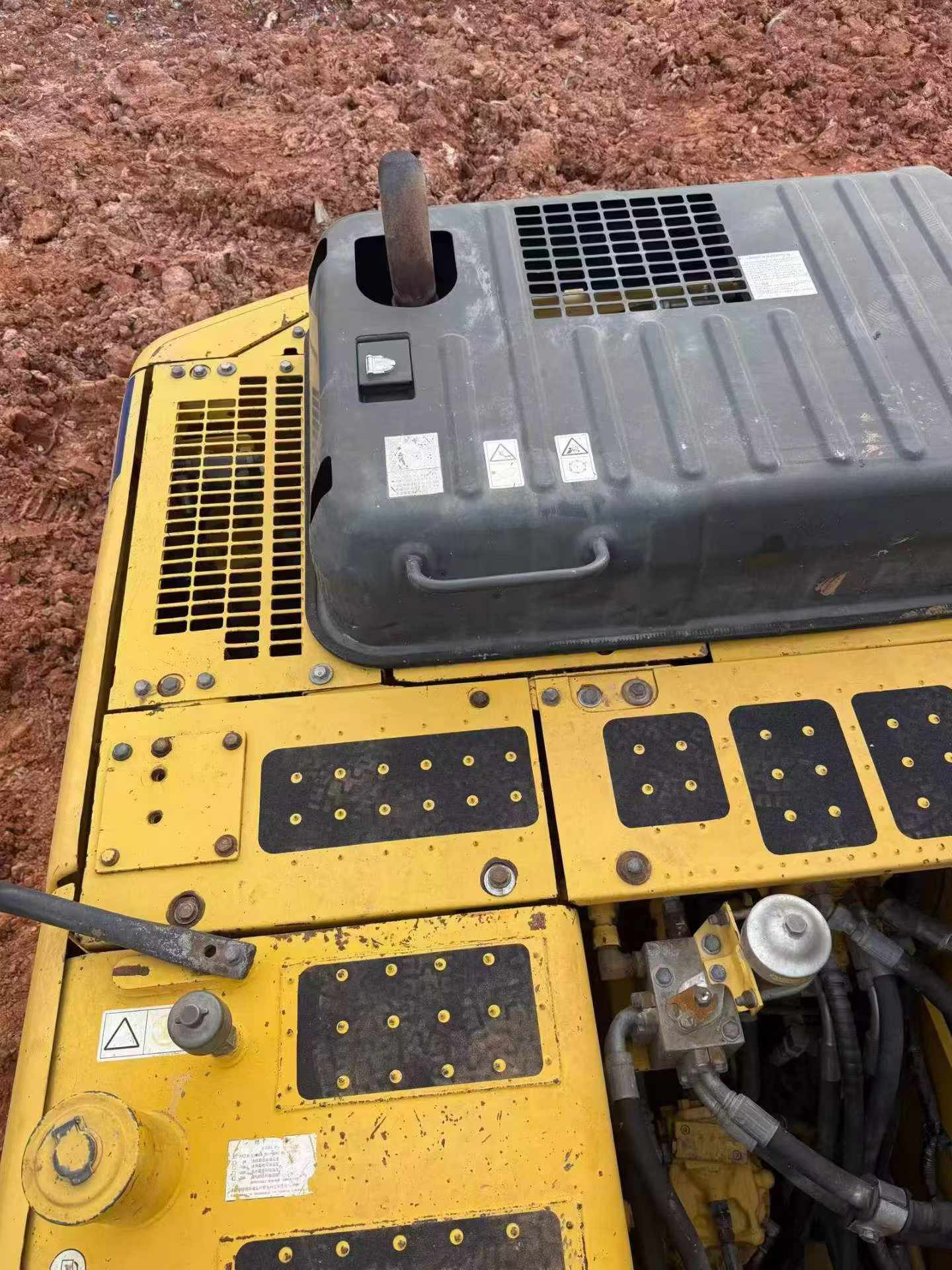 Buy Komatsu PC130-8 Used Excavator / 5