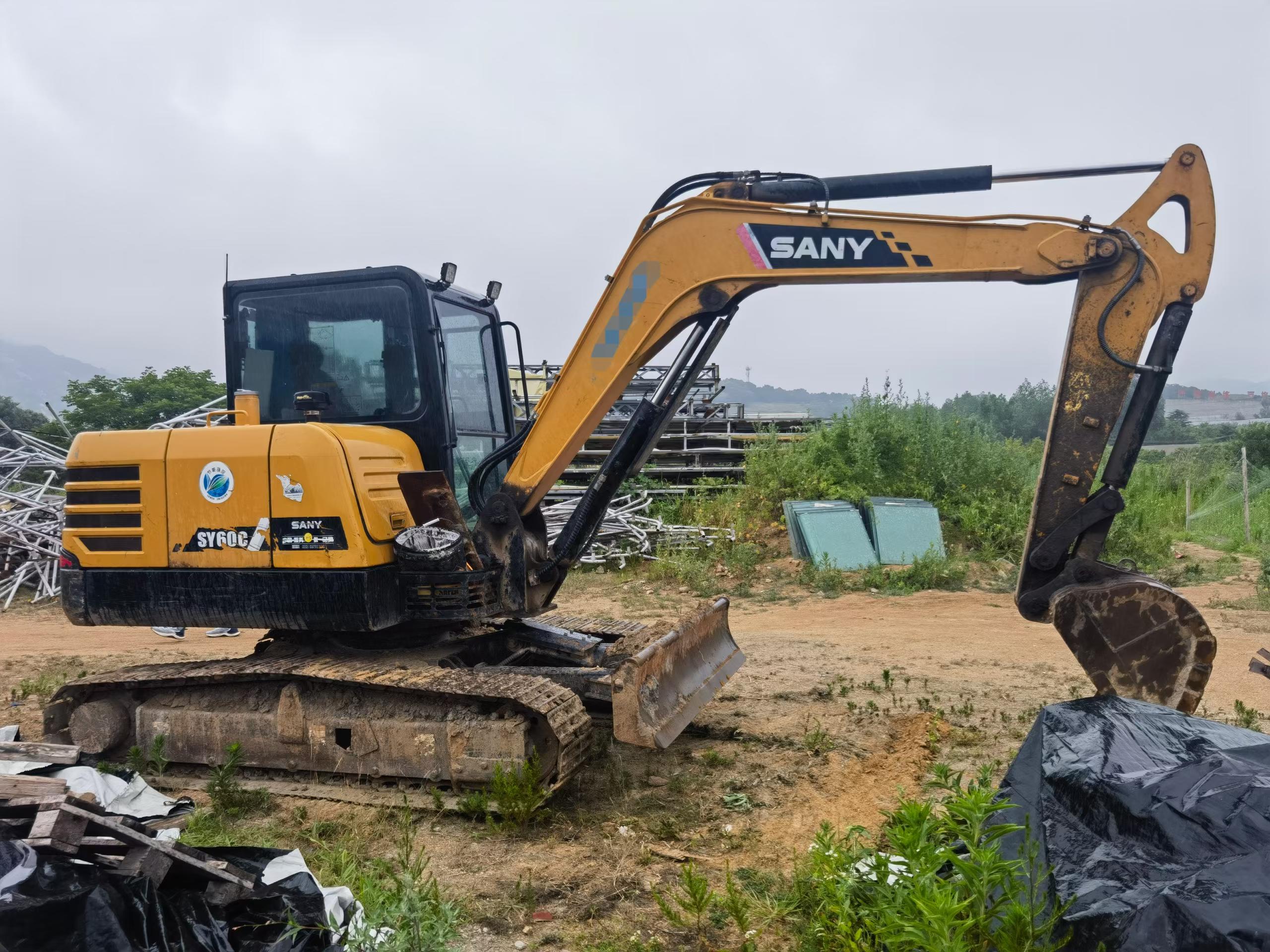 Buy Sany SY60 Used Excavator / 2