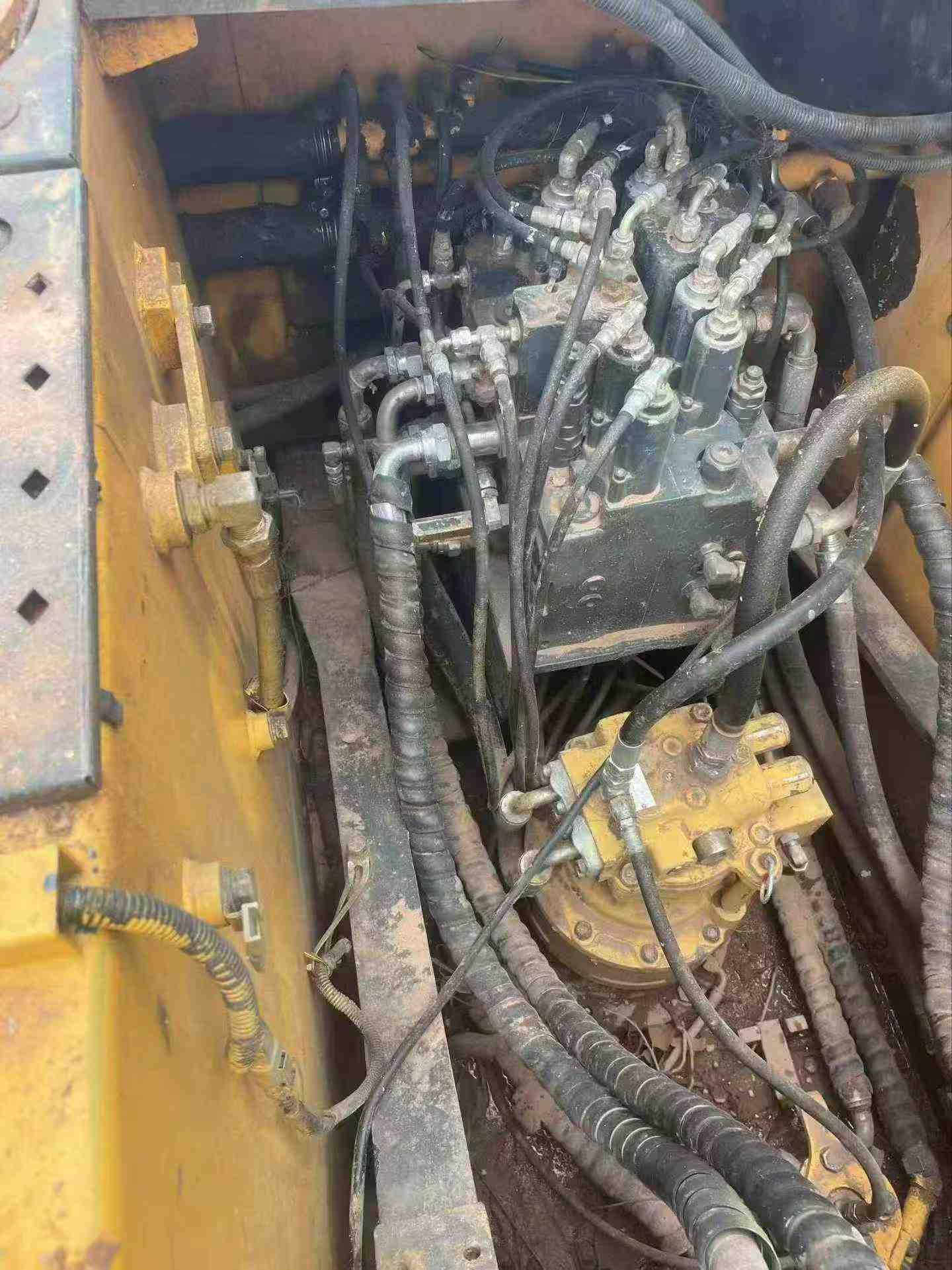 Buy Hyundai R150-7 Used Excavator / 5