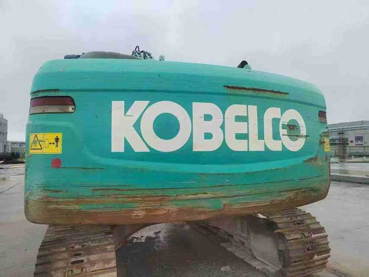 Buy Kobelco SK210 Used Excavator / 1