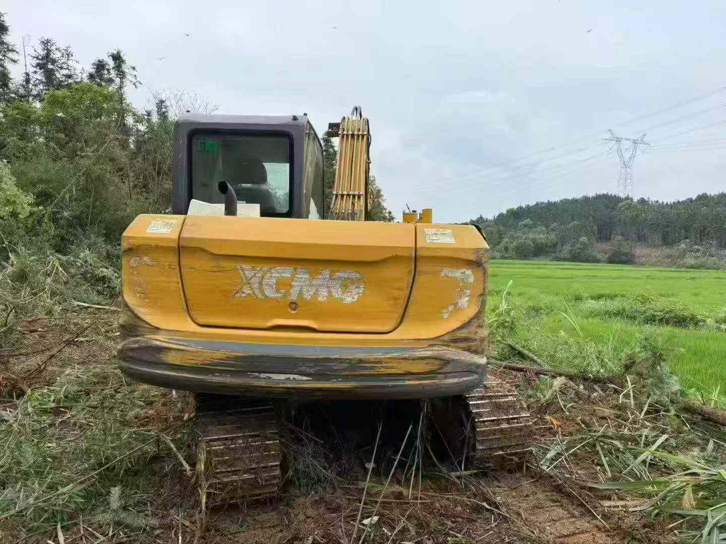 Buy XCMG XE75C Used Excavator / 2