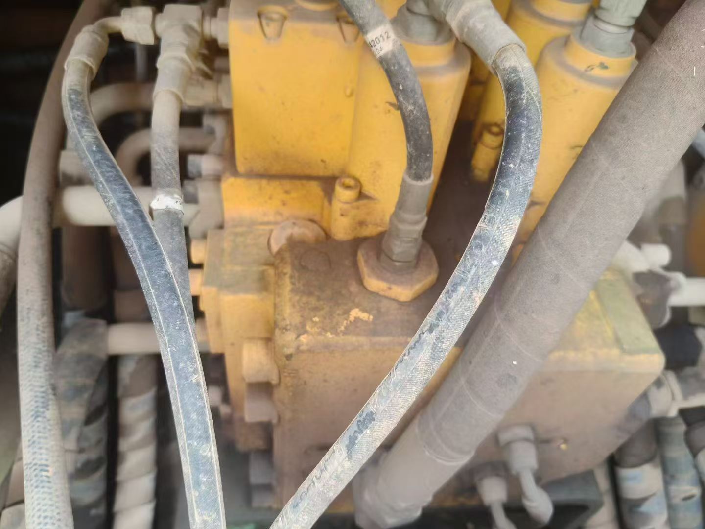 Buy Hyundai R215VS Used Excavator / 7