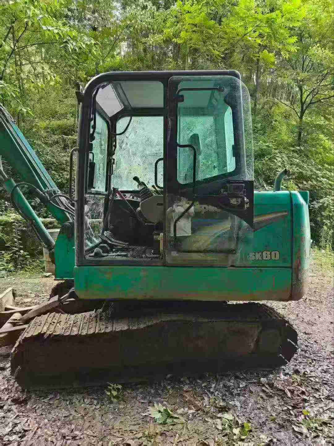 Buy Kobelco SK60 Used Excavator / 2