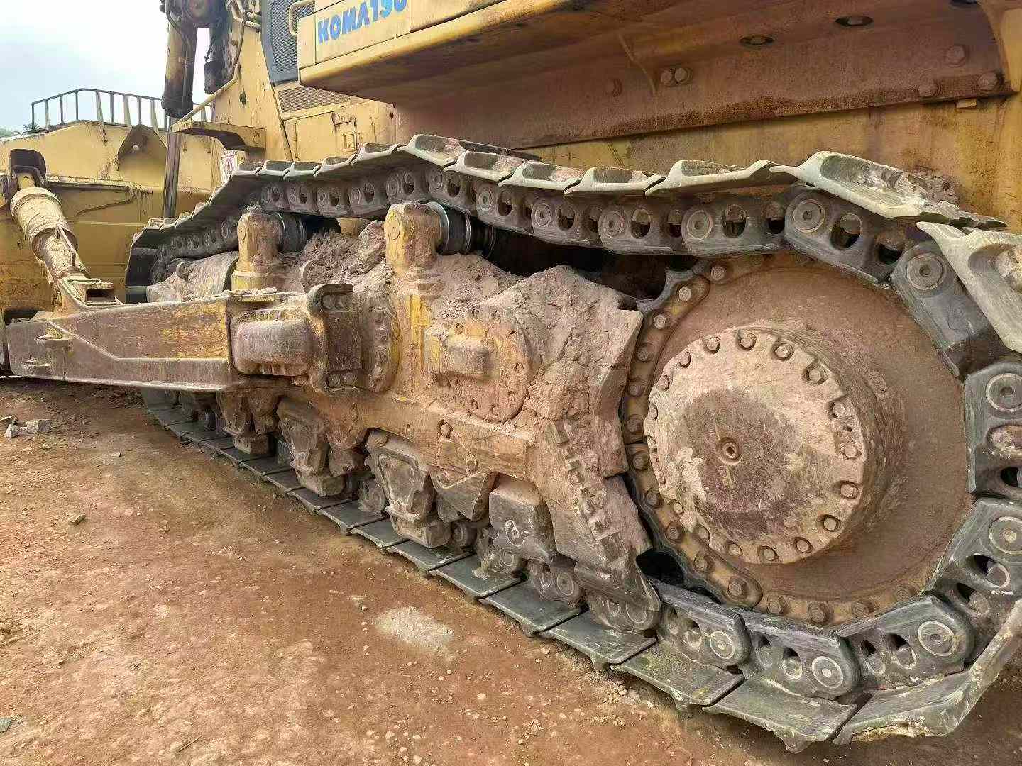 Buy Komatsu WA475-10 Used Excavator / 9