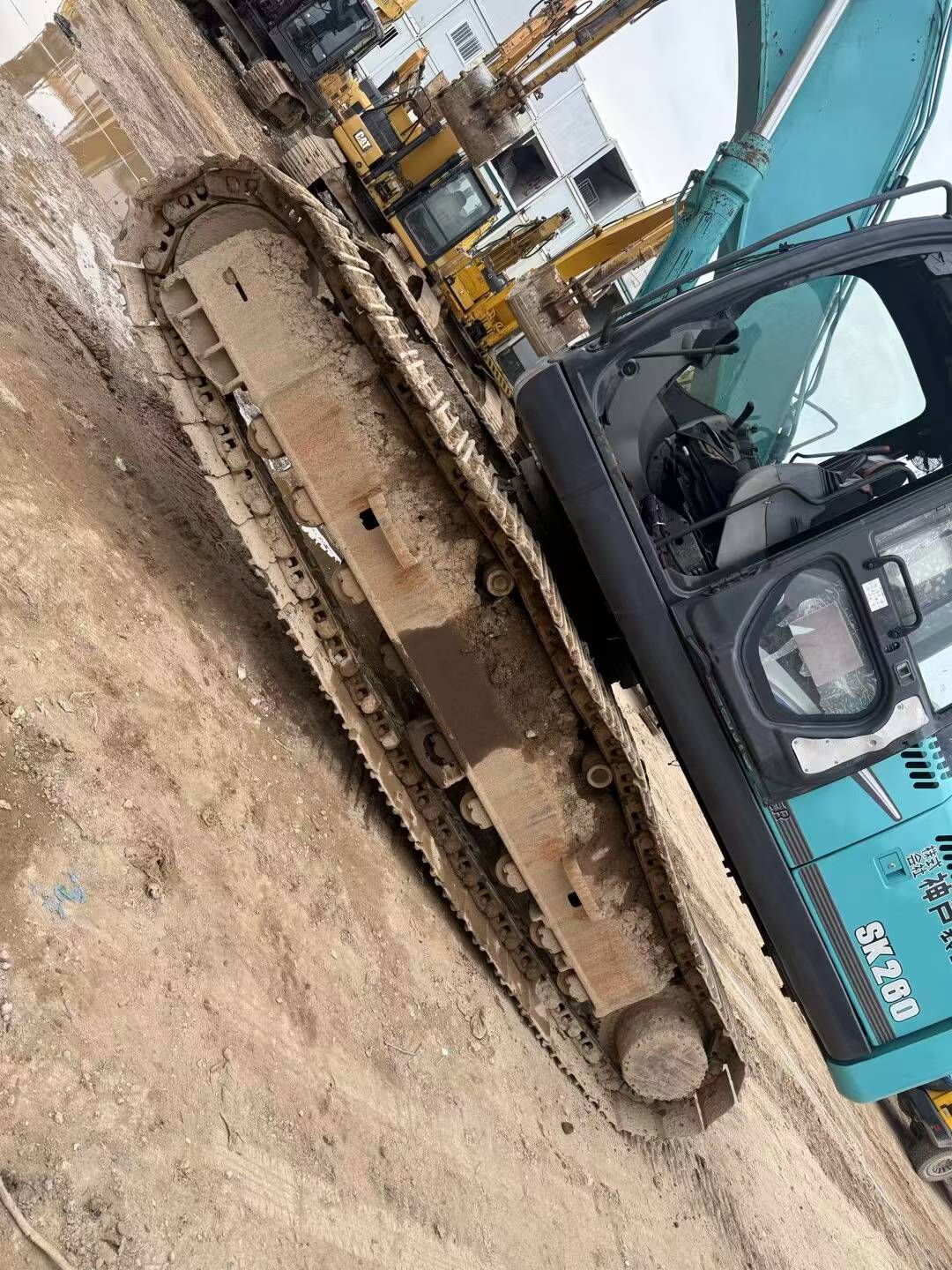 Buy Kobelco SK260LC-8 Used Excavator / 5