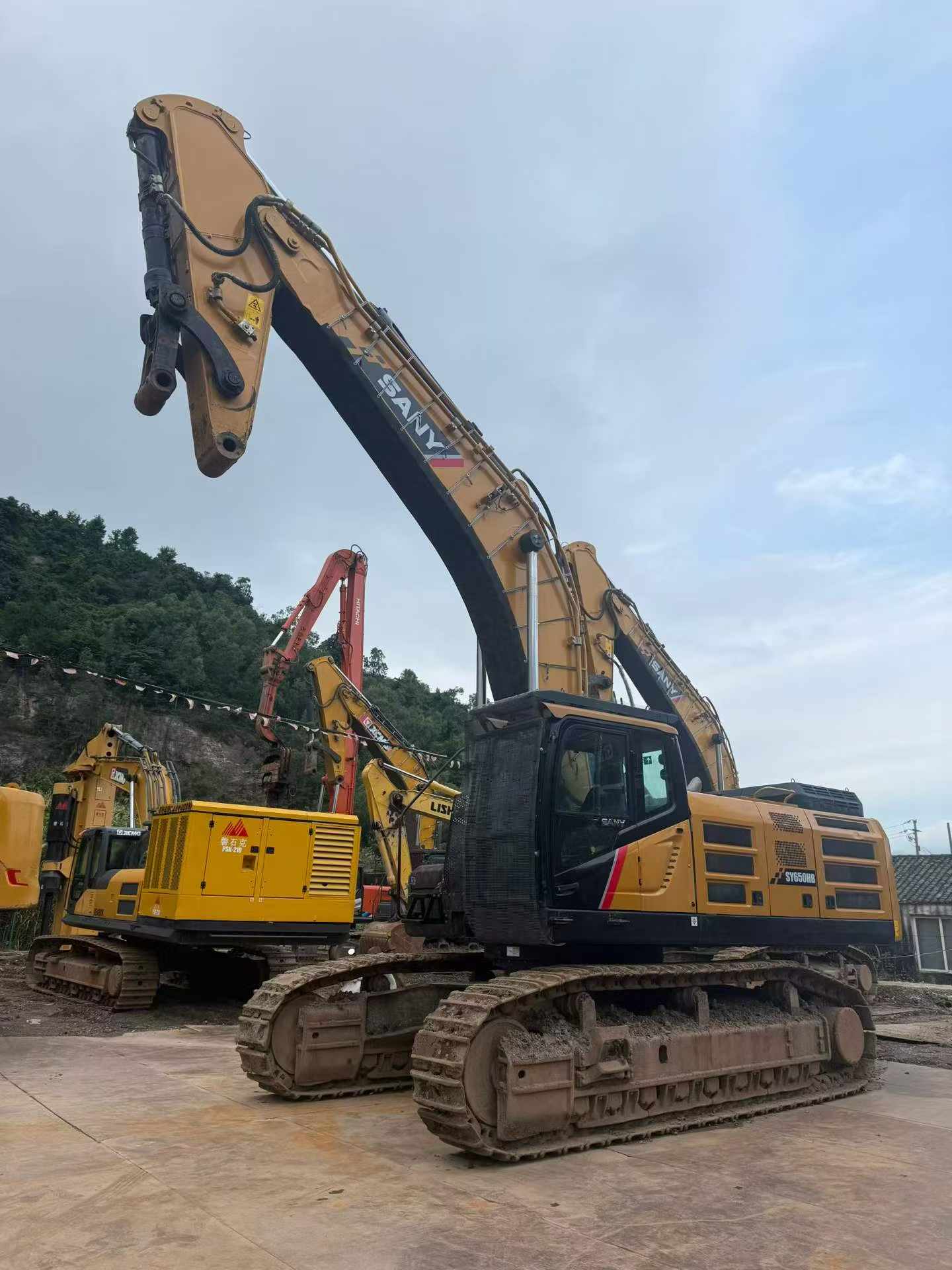 Buy Sany SY650HB Used Excavator / 2