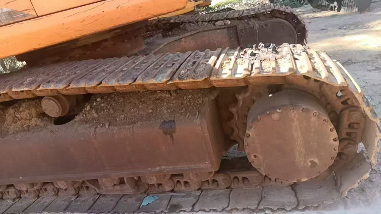 Buy Doosan DH420 Used Excavator / 2