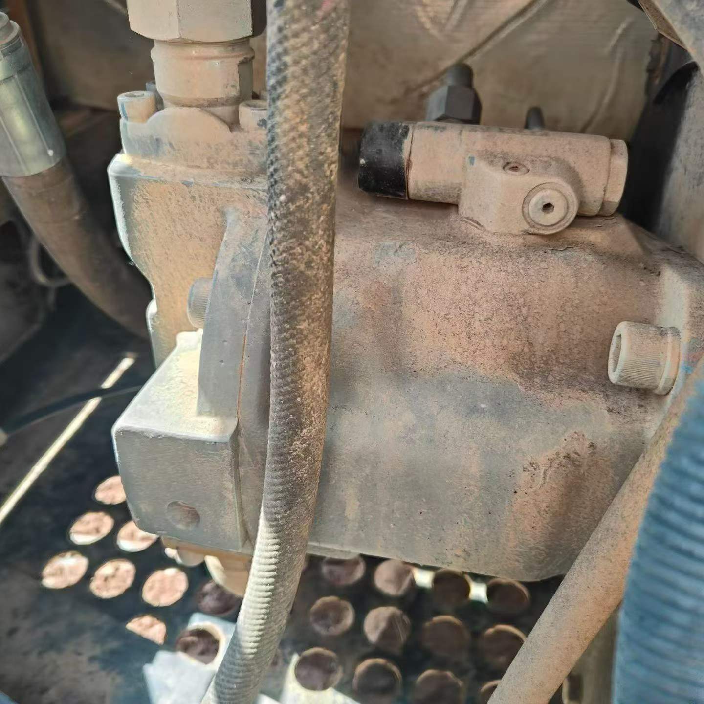 Buy Sany SY60 Used Excavator / 8