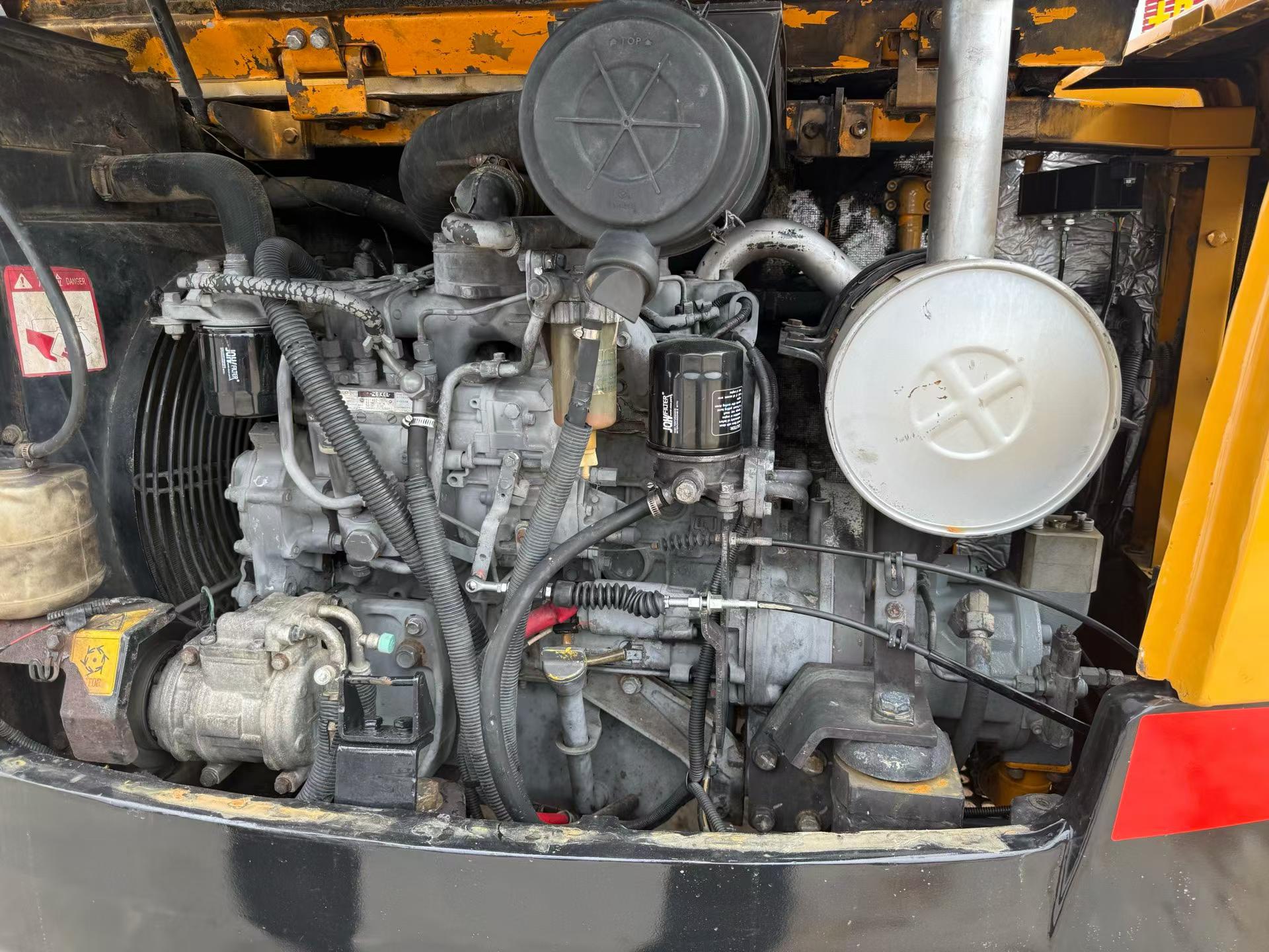 Buy Sany SY60 Used Excavator / 8