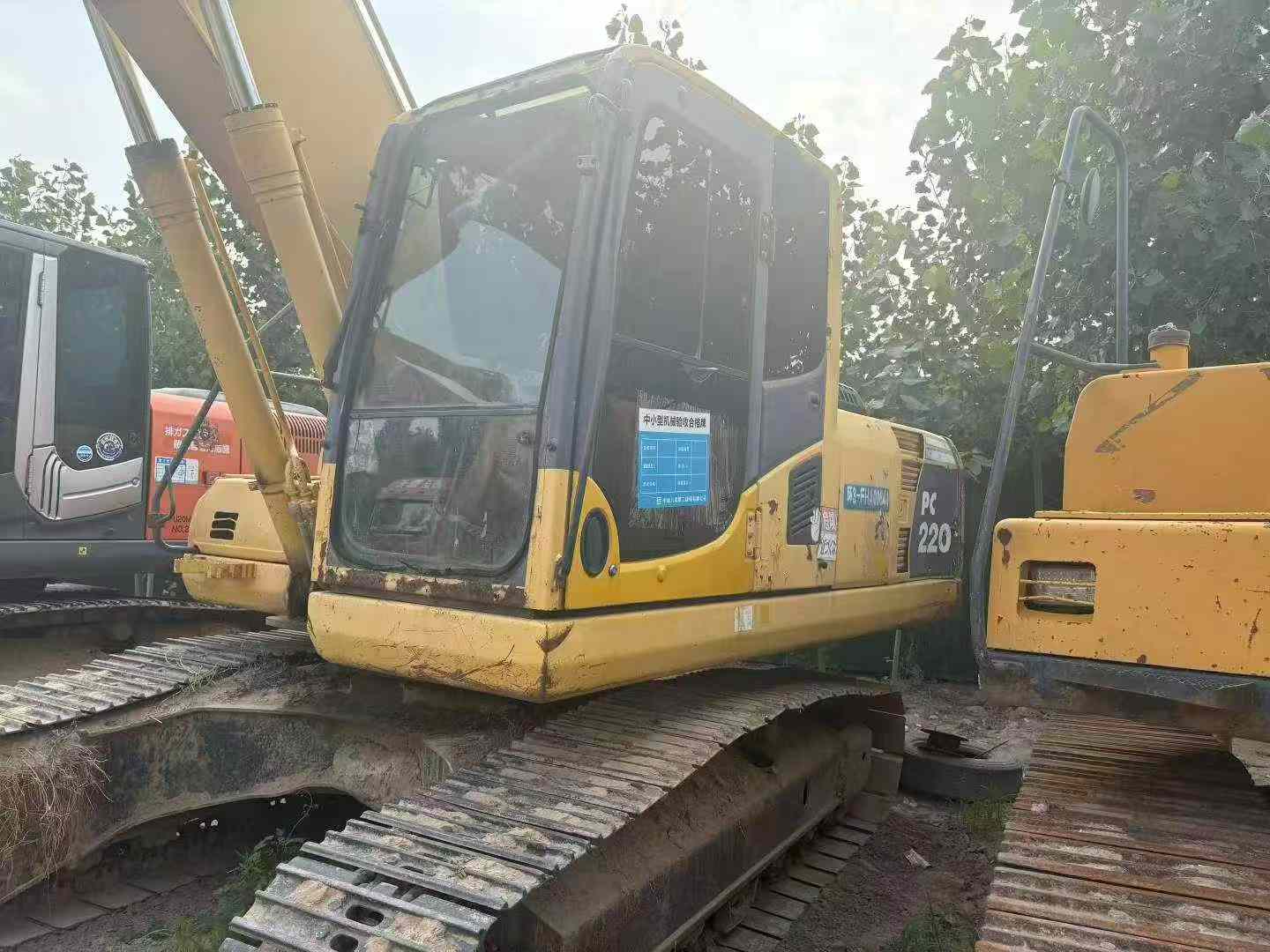 Buy Komatsu PC200-8 Used Excavator / 2