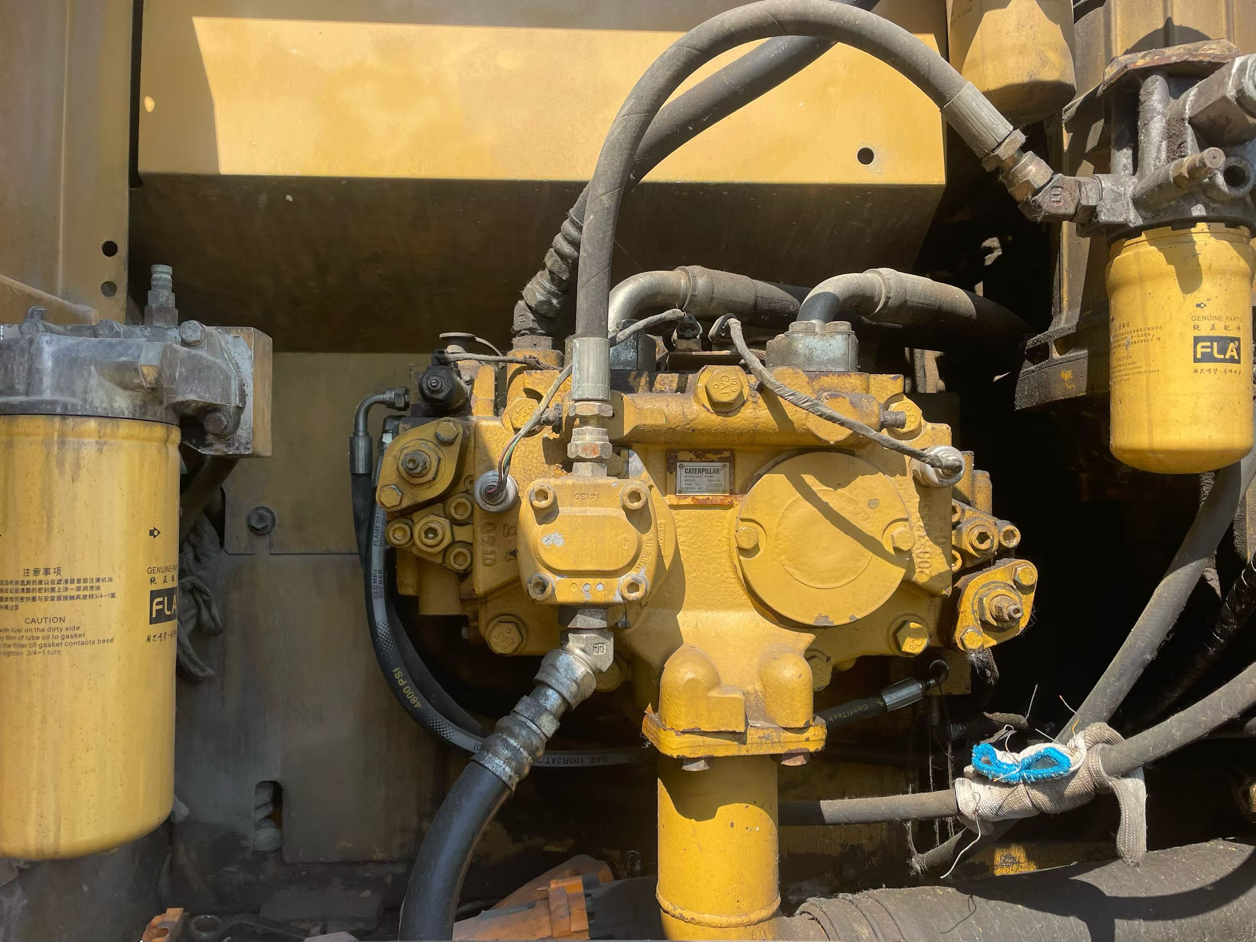 Buy Caterpillar 320D Used Excavator / 3