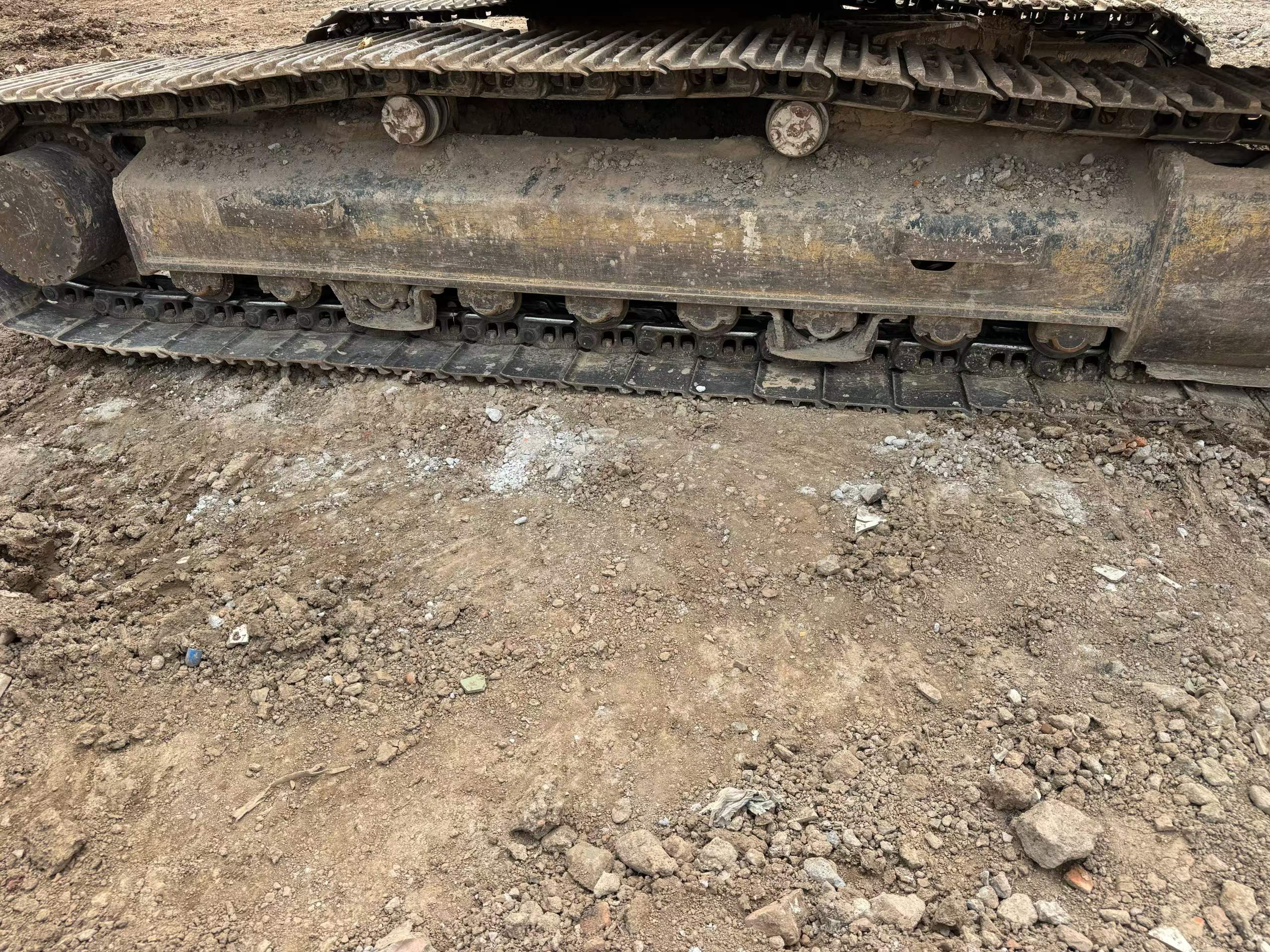 Buy Hyundai R225-7 Used Excavator / 8