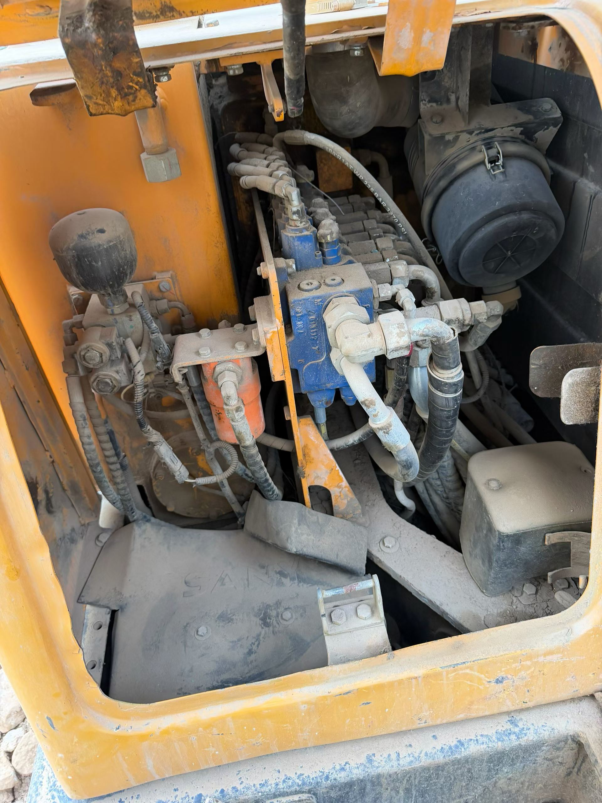 Buy Sany SY60 Used Excavator / 7
