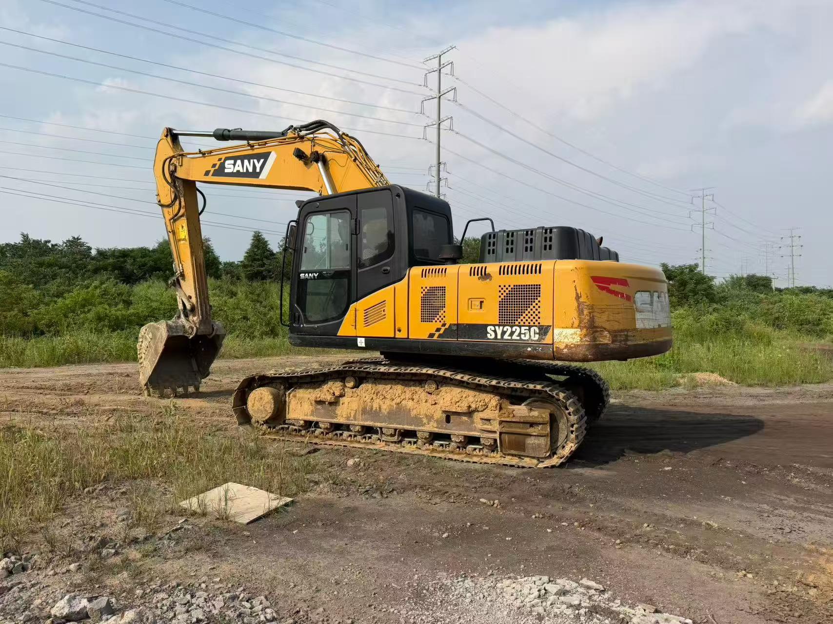 Buy Sany SY200C Used Excavator / 3