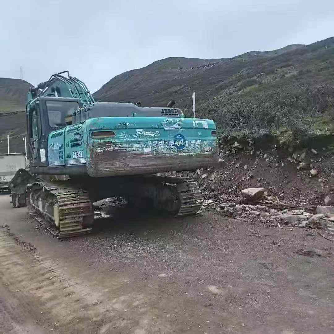 Buy Kobelco SK350-8 Used Excavator / 4